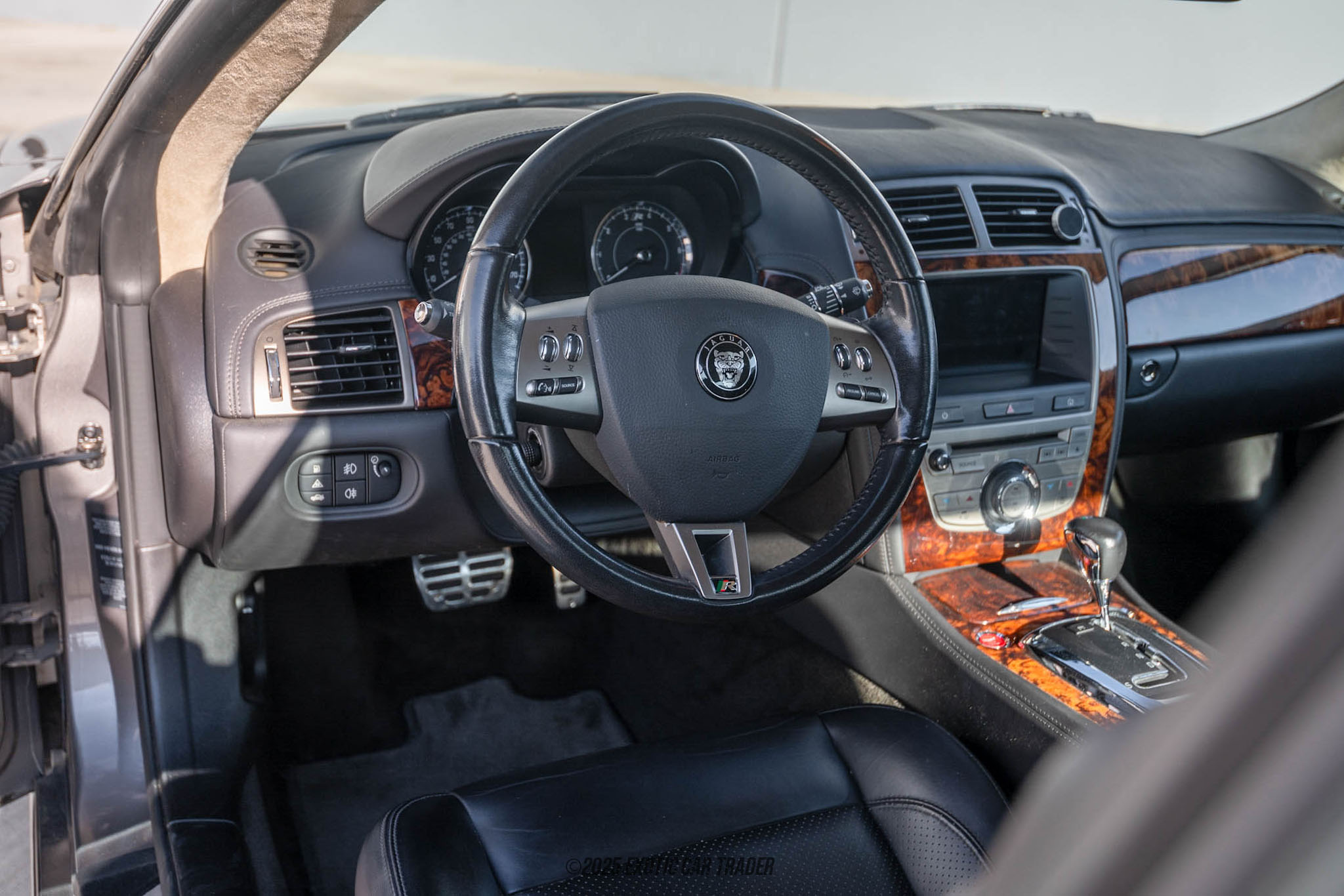 2009 Jaguar XK - Interior Photo