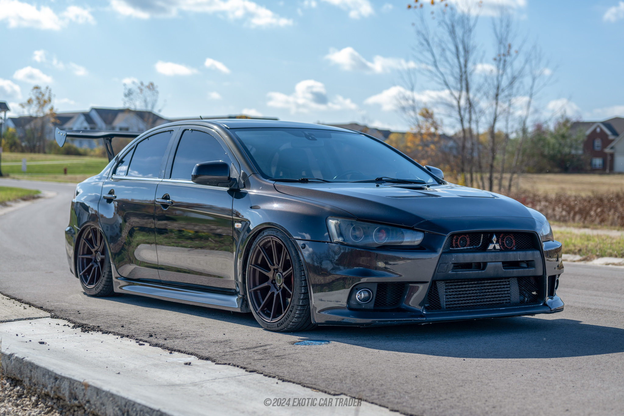 2010 Mitsubishi Lancer Evolution - Overview Photo