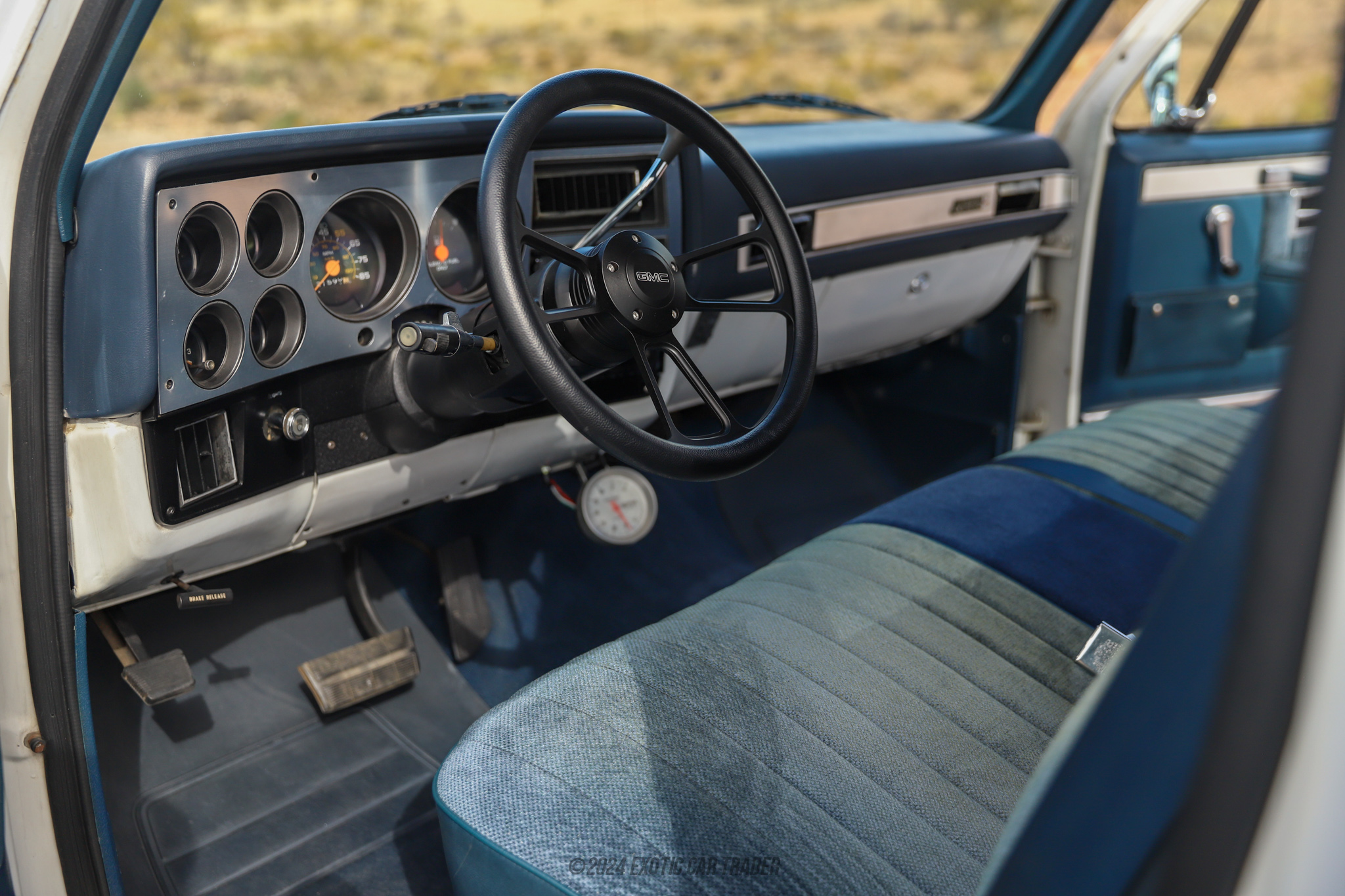 1986 GMC C1500  - Interior Photo