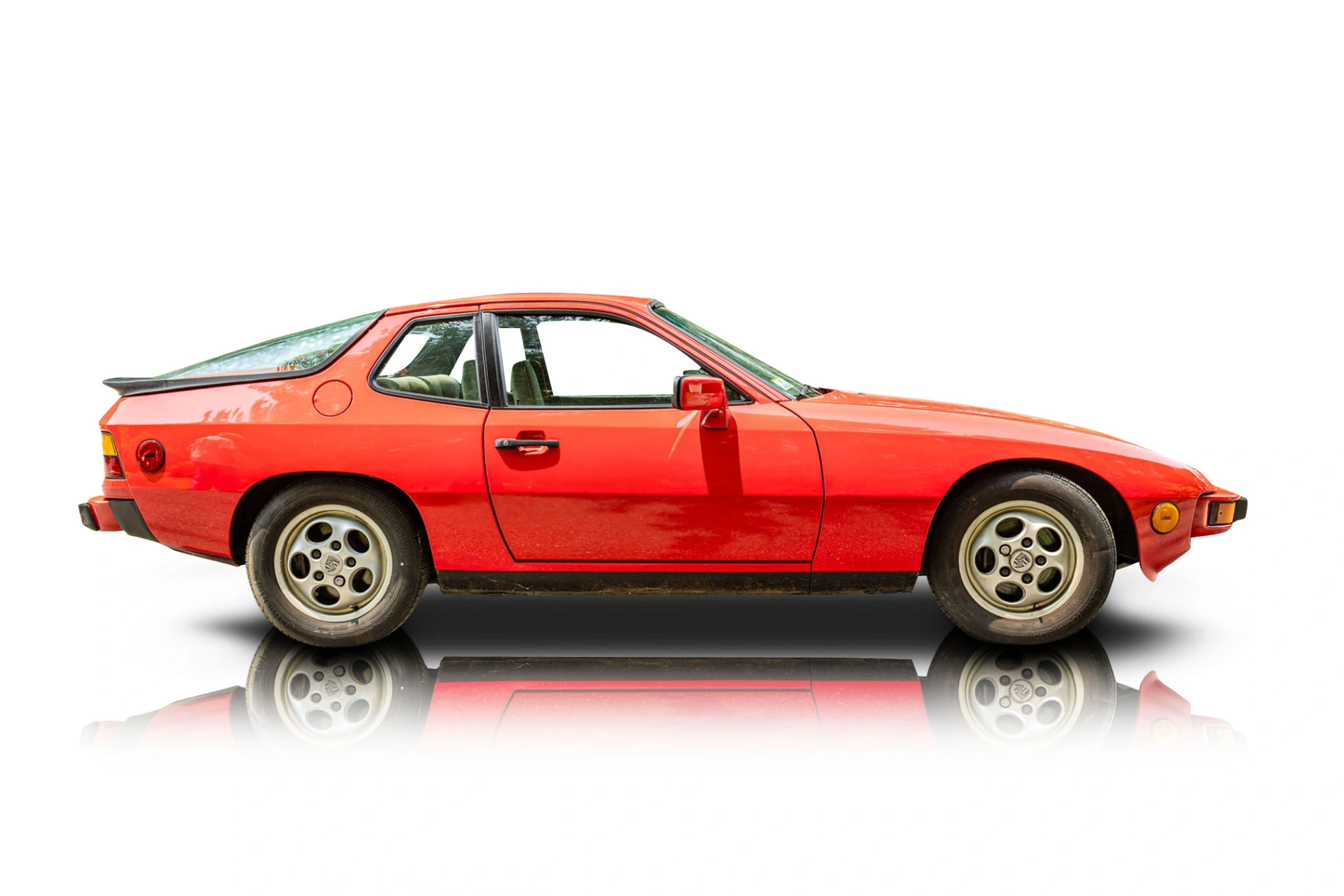 1987 Porsche 924 - Passenger side