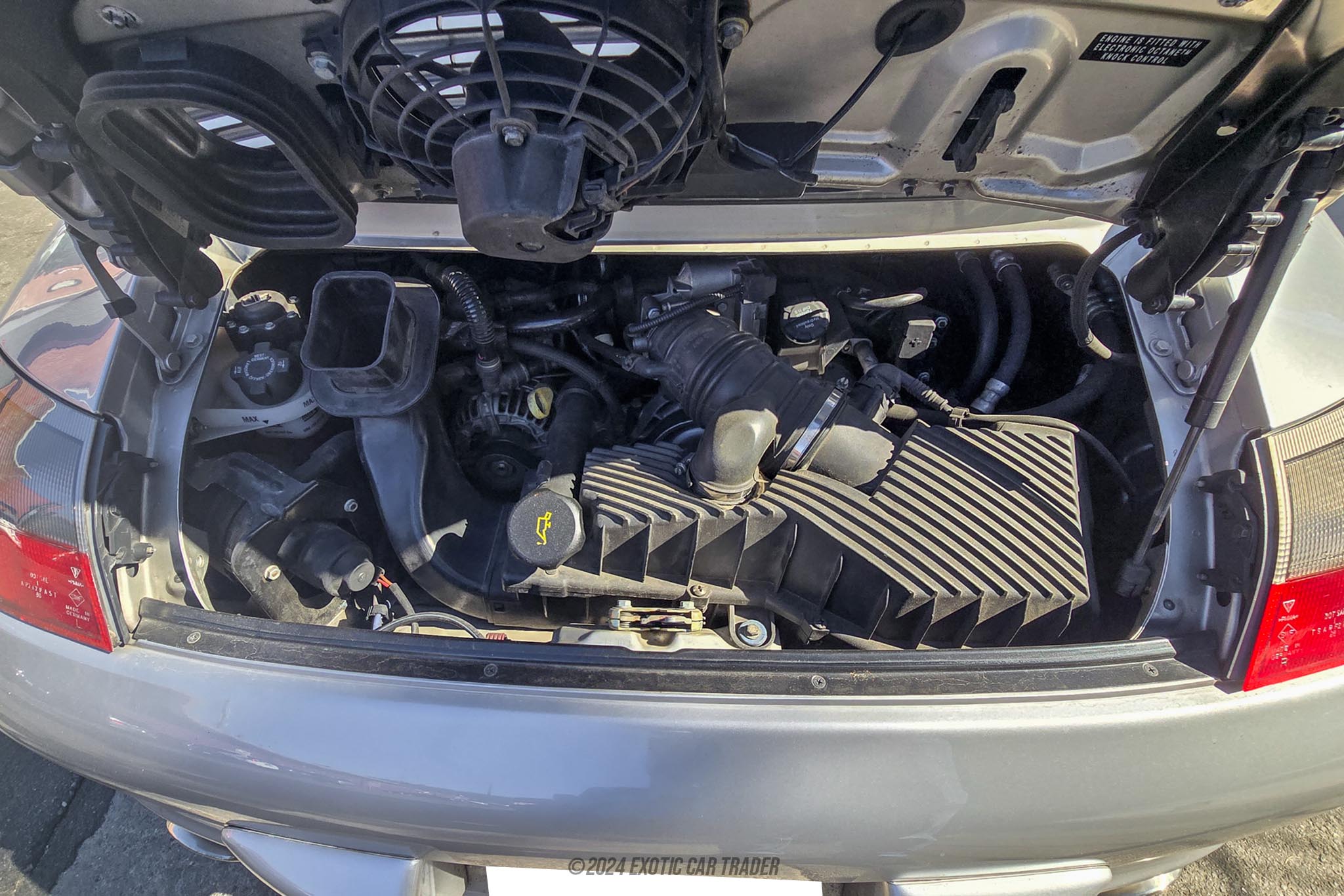 2002 Porsche 911 - Engine Photo