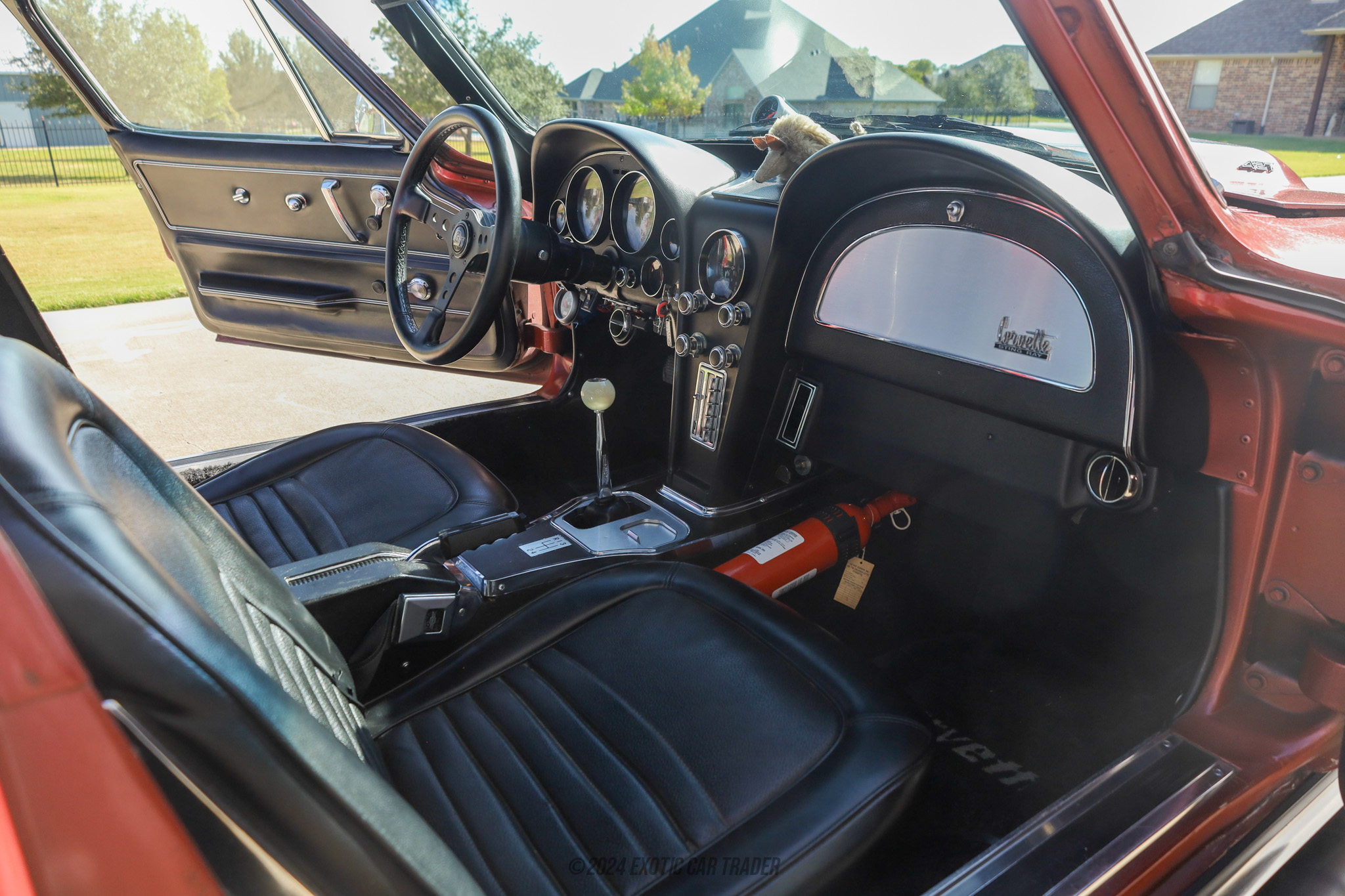 Chevrolet Corvette Chevrolet Corvette - Interior