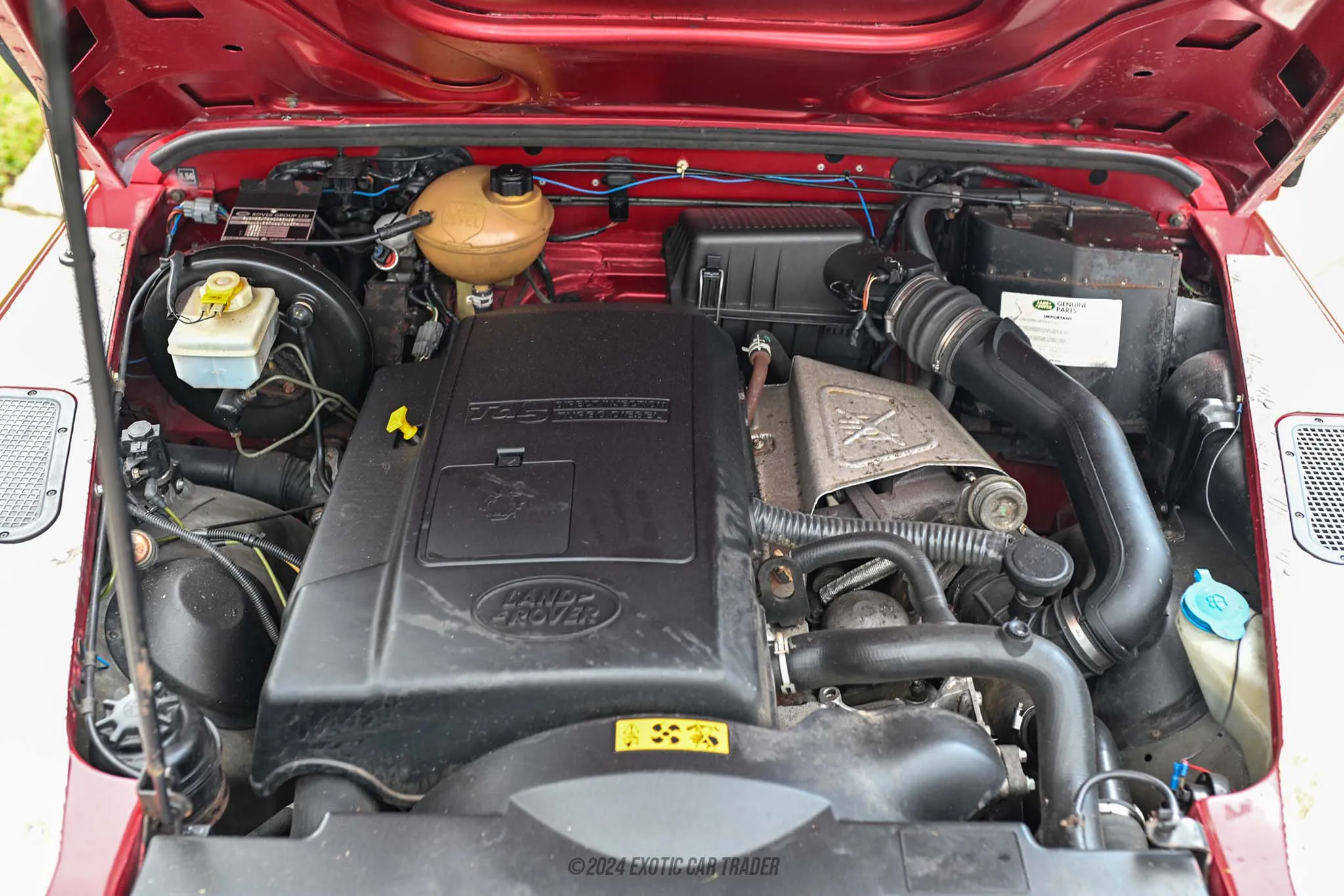 1999 Land Rover Defender - Engine Photo