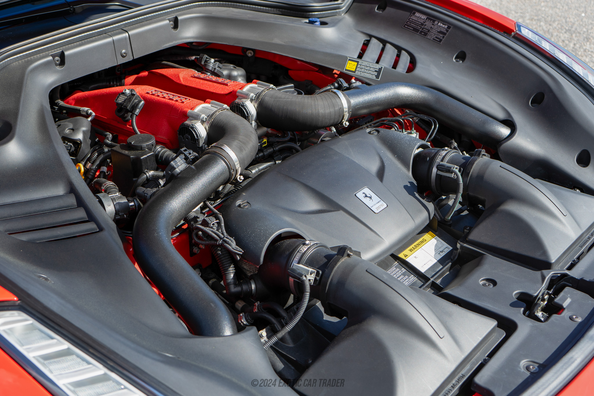2015 Ferrari California T - Engine Photo