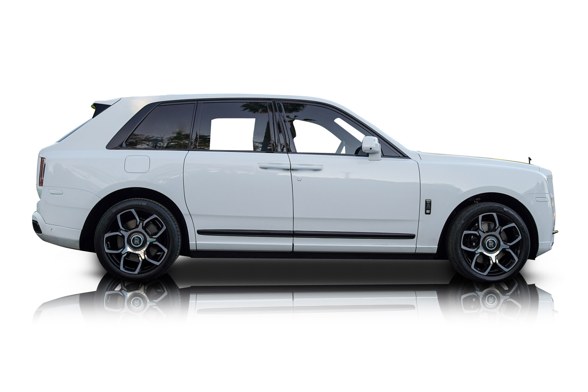2021 Rolls Royce Cullinan - Passenger side