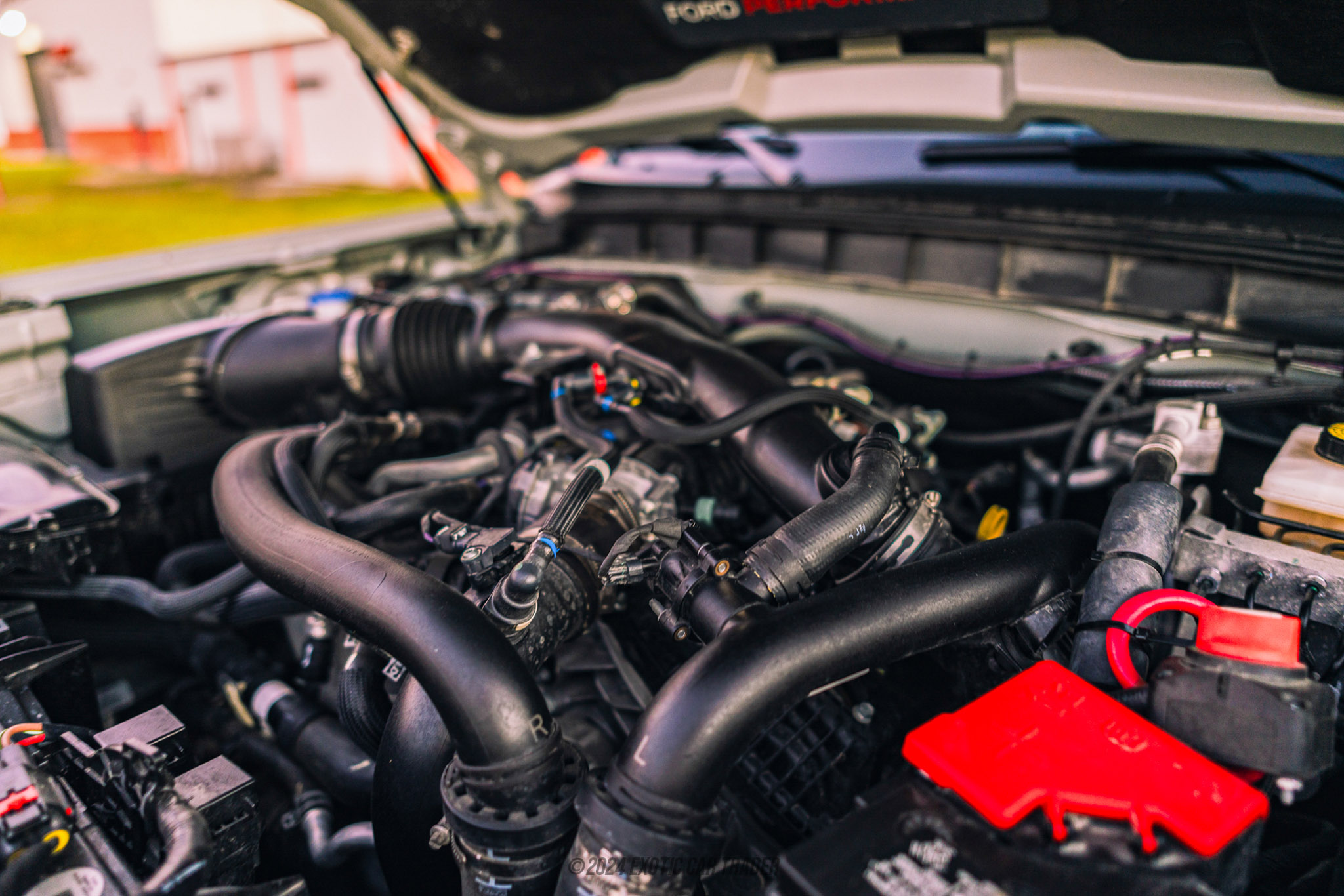 2023 Ford Bronco - Engine Photo