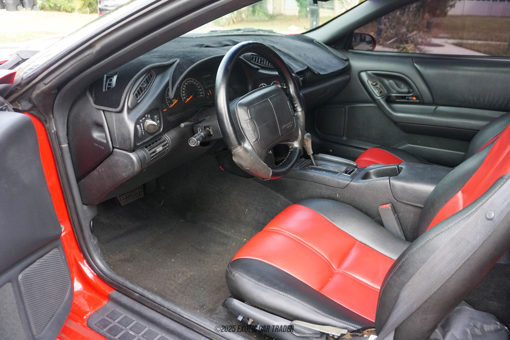 1996 Chevrolet Camaro - Interior Photo