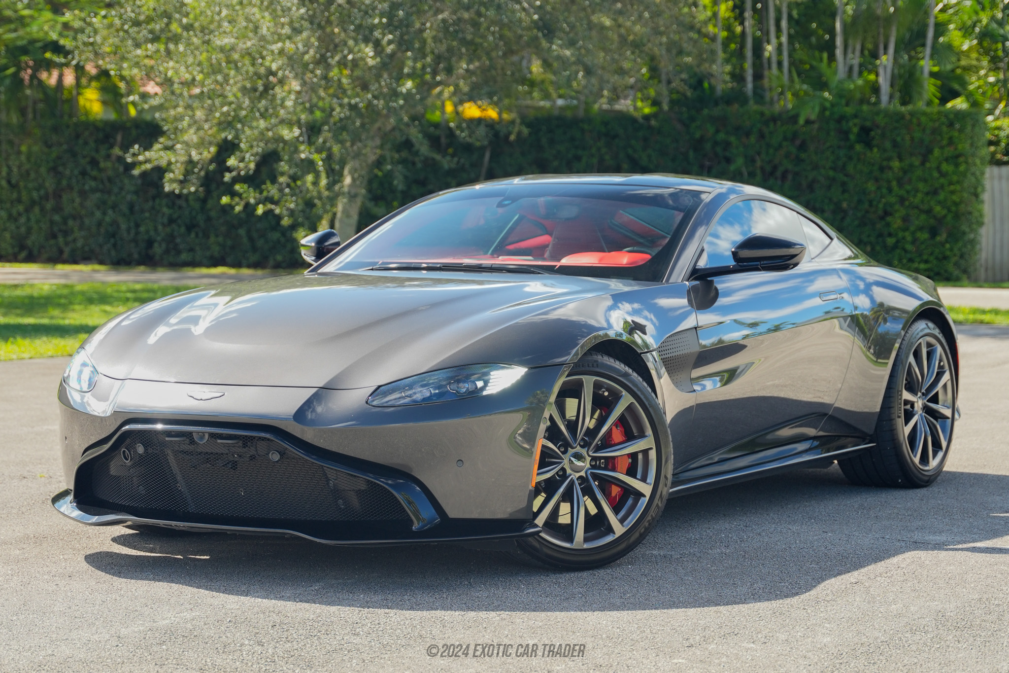 2020 Aston Martin Vantage - Overview Photo