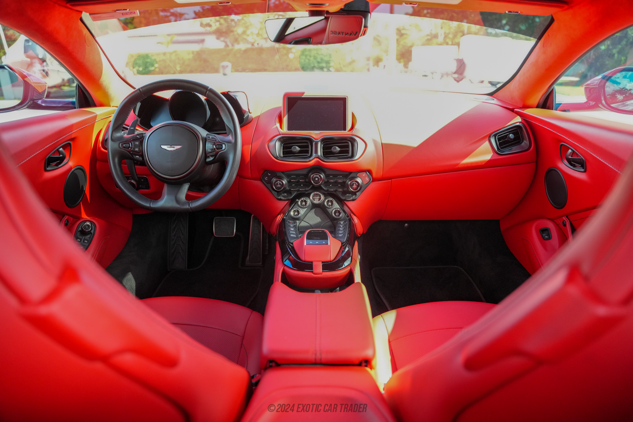 2020 Aston Martin Vantage - Interior Photo