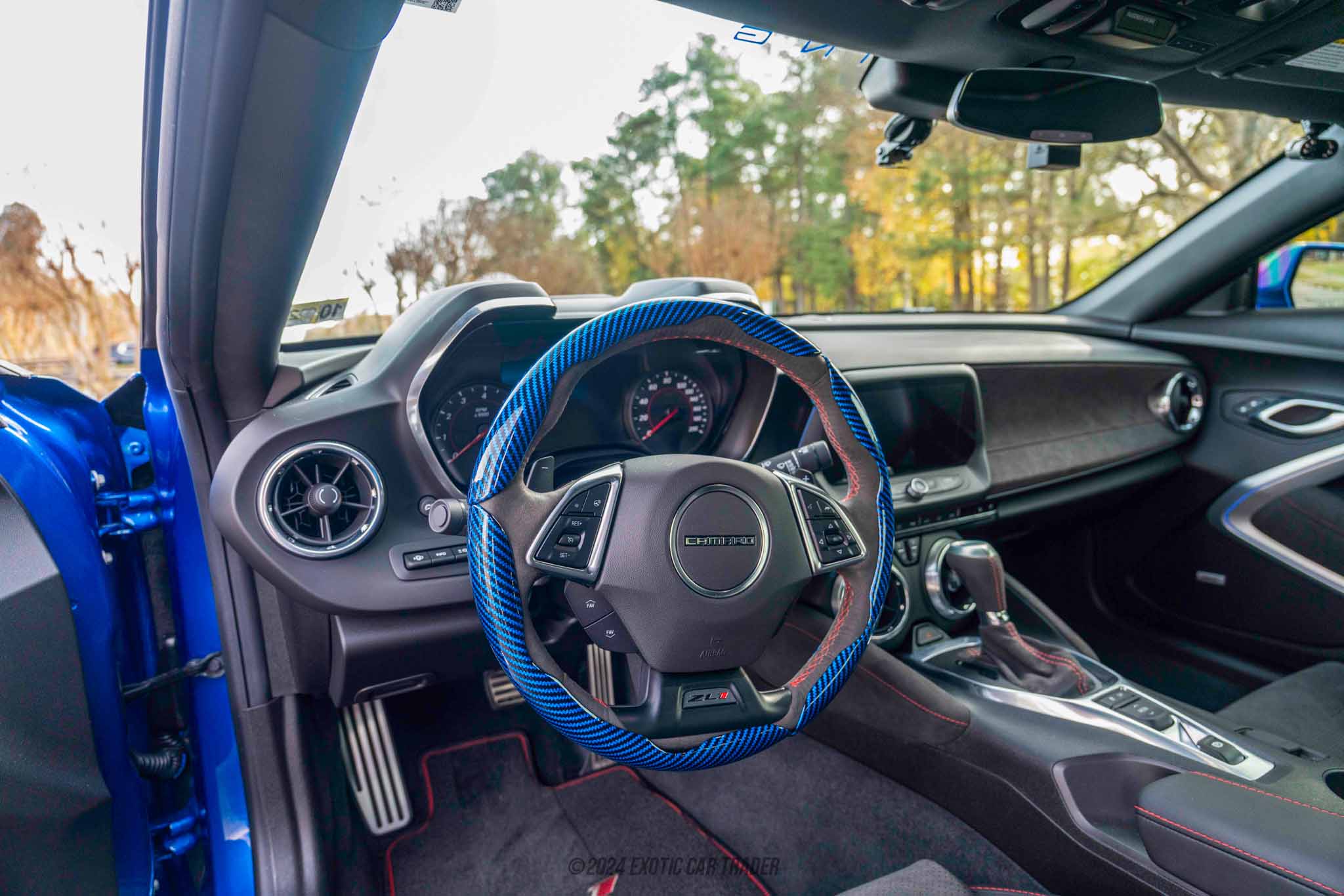 2018 Chevrolet Camaro - Interior Photo