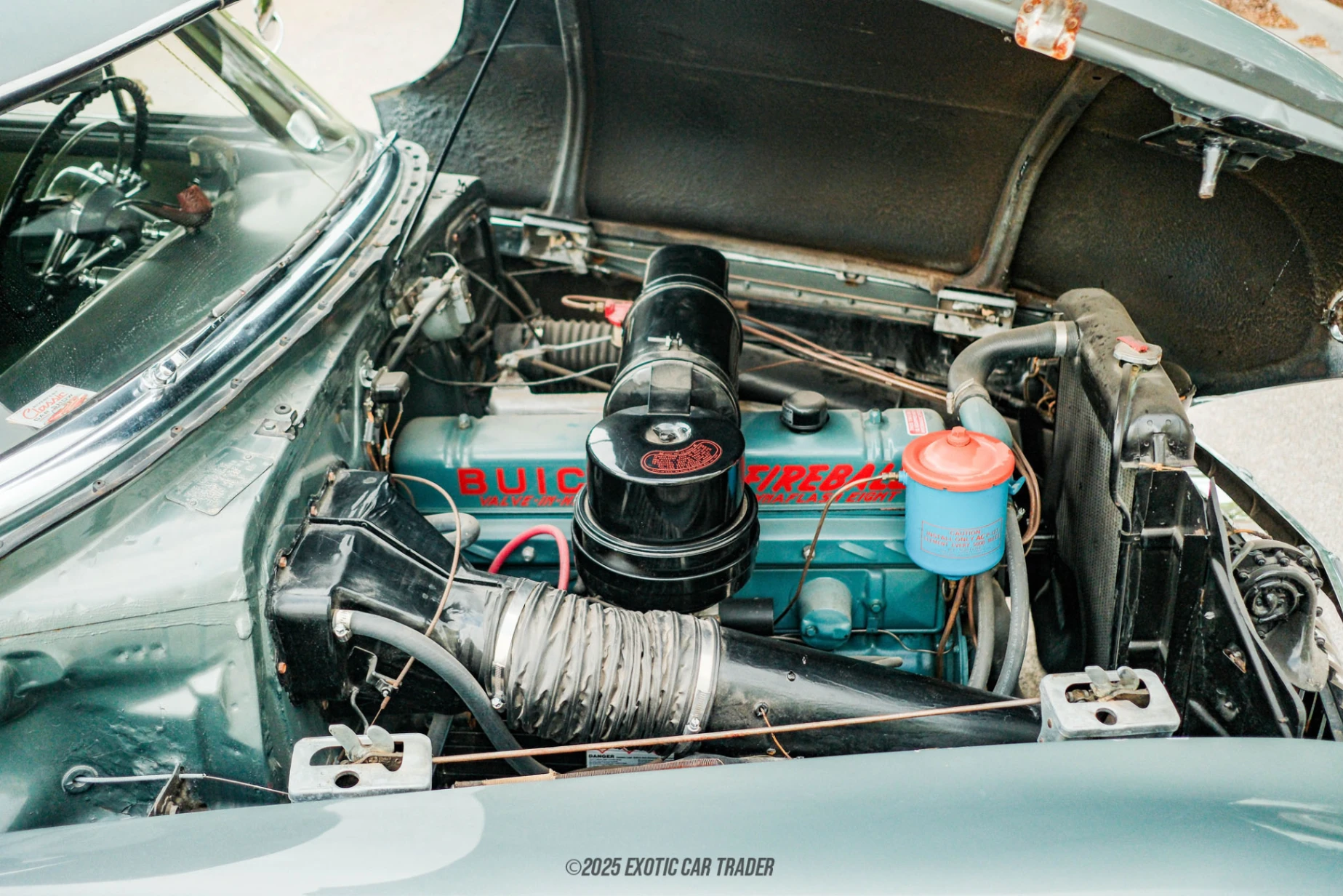 1952 Buick Super - Engine Photo