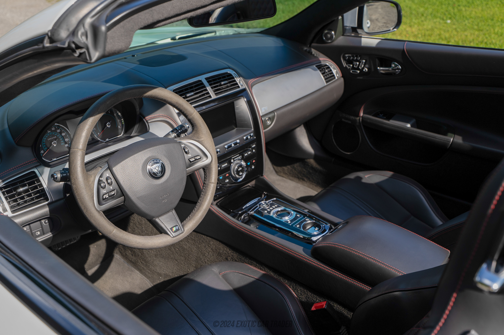2014 Jaguar XK - Interior Photo