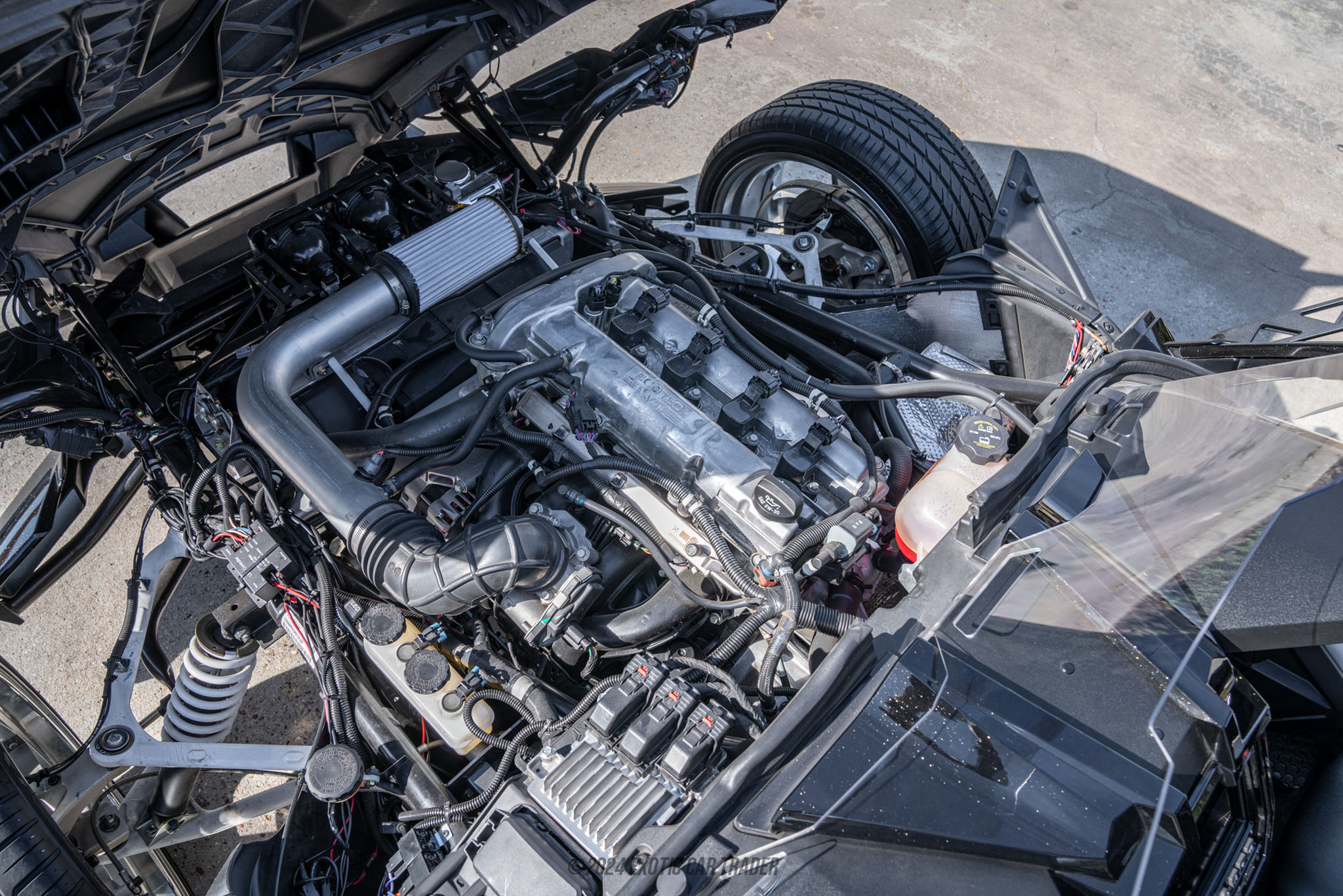 2019 Polaris Slingshot - Engine Photo