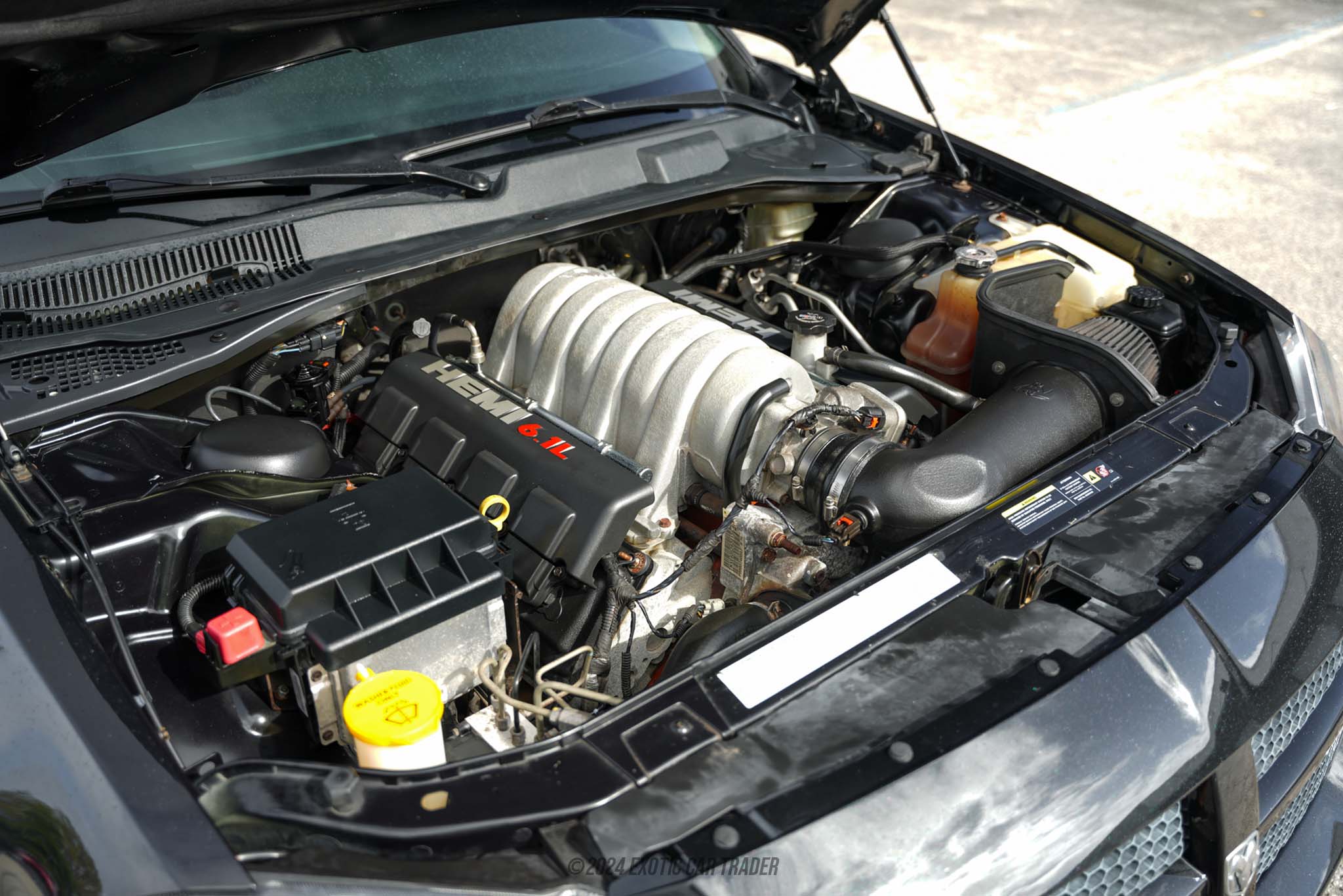 2006 Dodge Magnum - Engine Photo