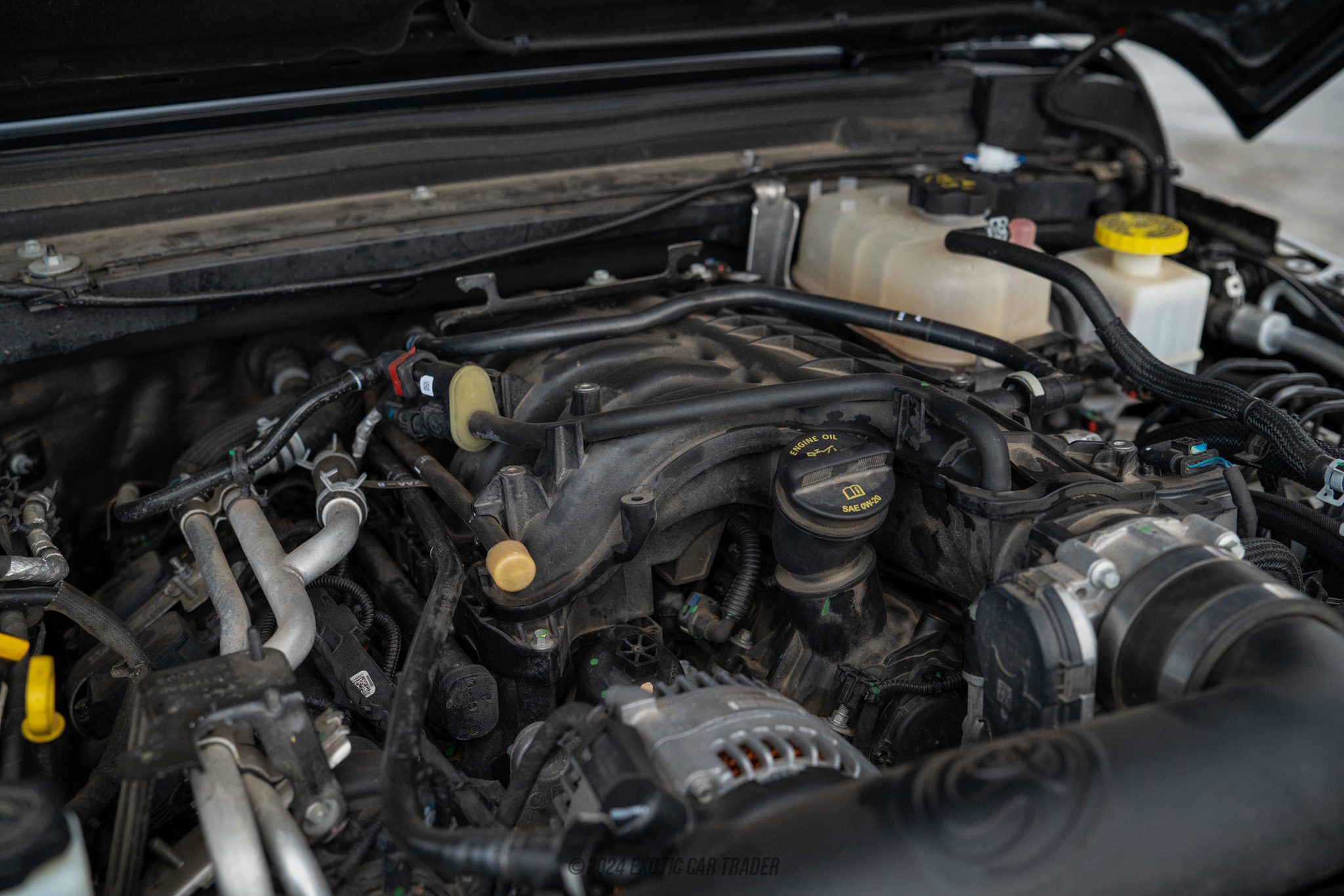2022 Jeep Gladiator - Engine Photo