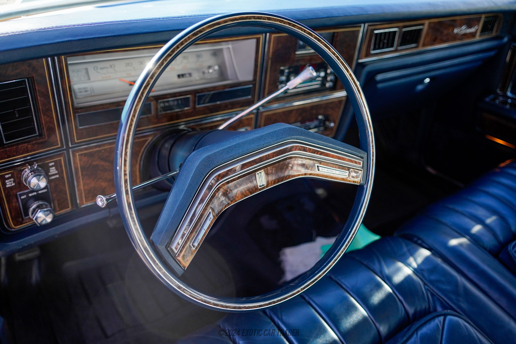 1979 Lincoln Continental - Interior Photo