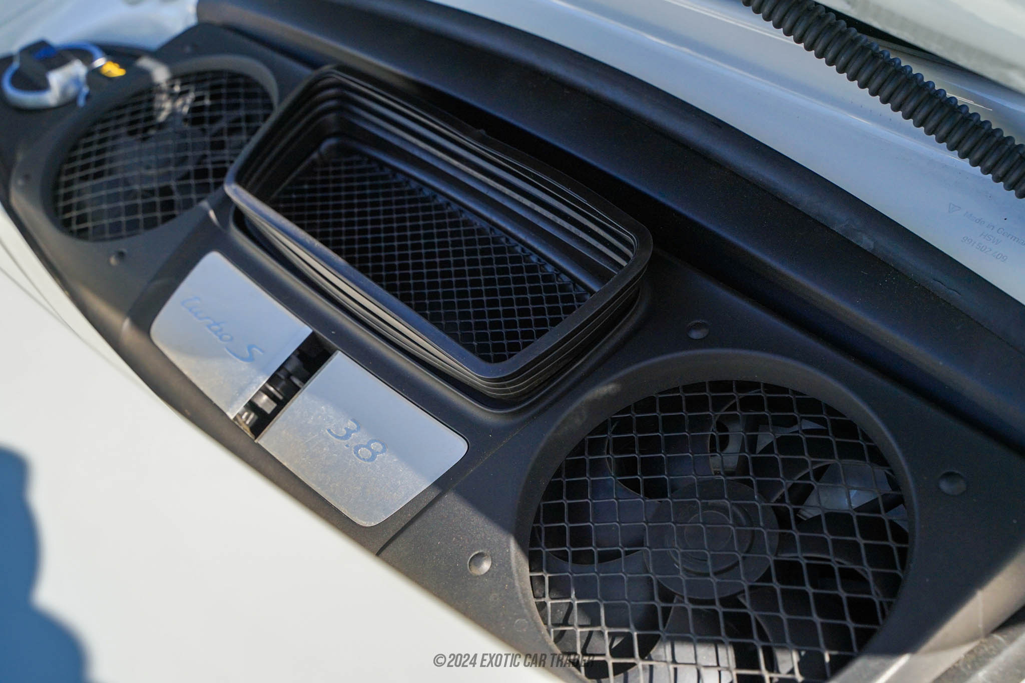 2014 Porsche 911 - Engine Photo