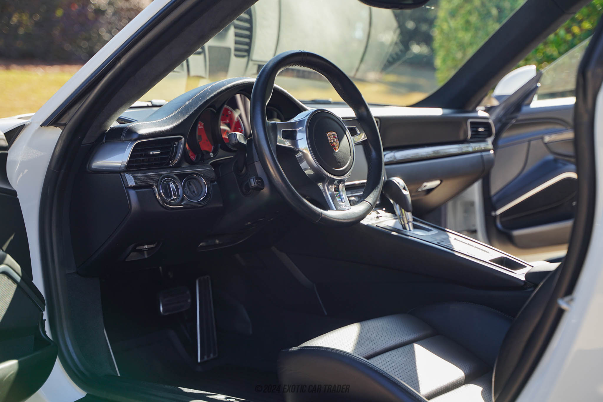 2014 Porsche 911 - Interior Photo