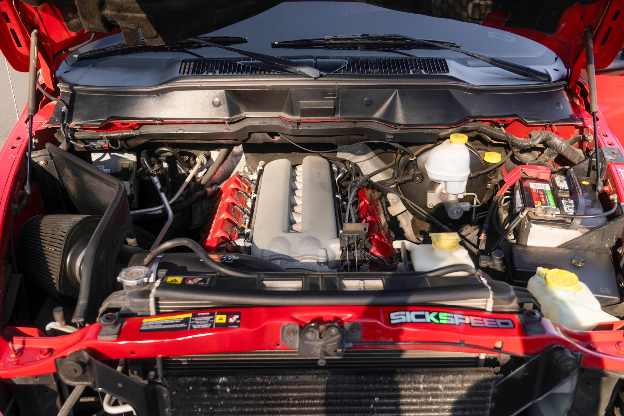 2005 Dodge Ram  - Engine Photo