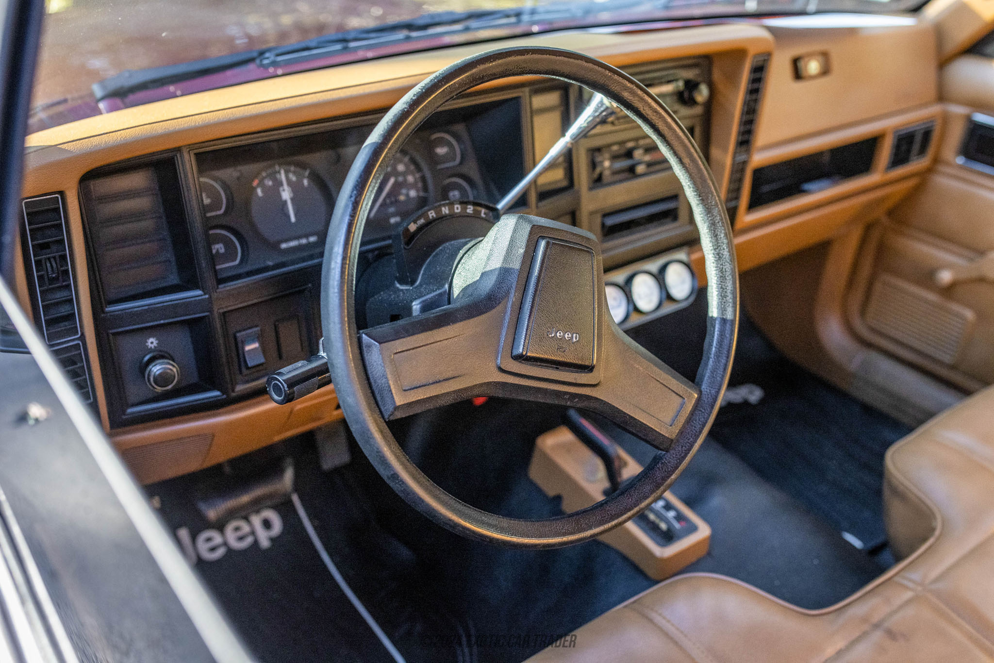 1986 Jeep Comanche - Interior Photo