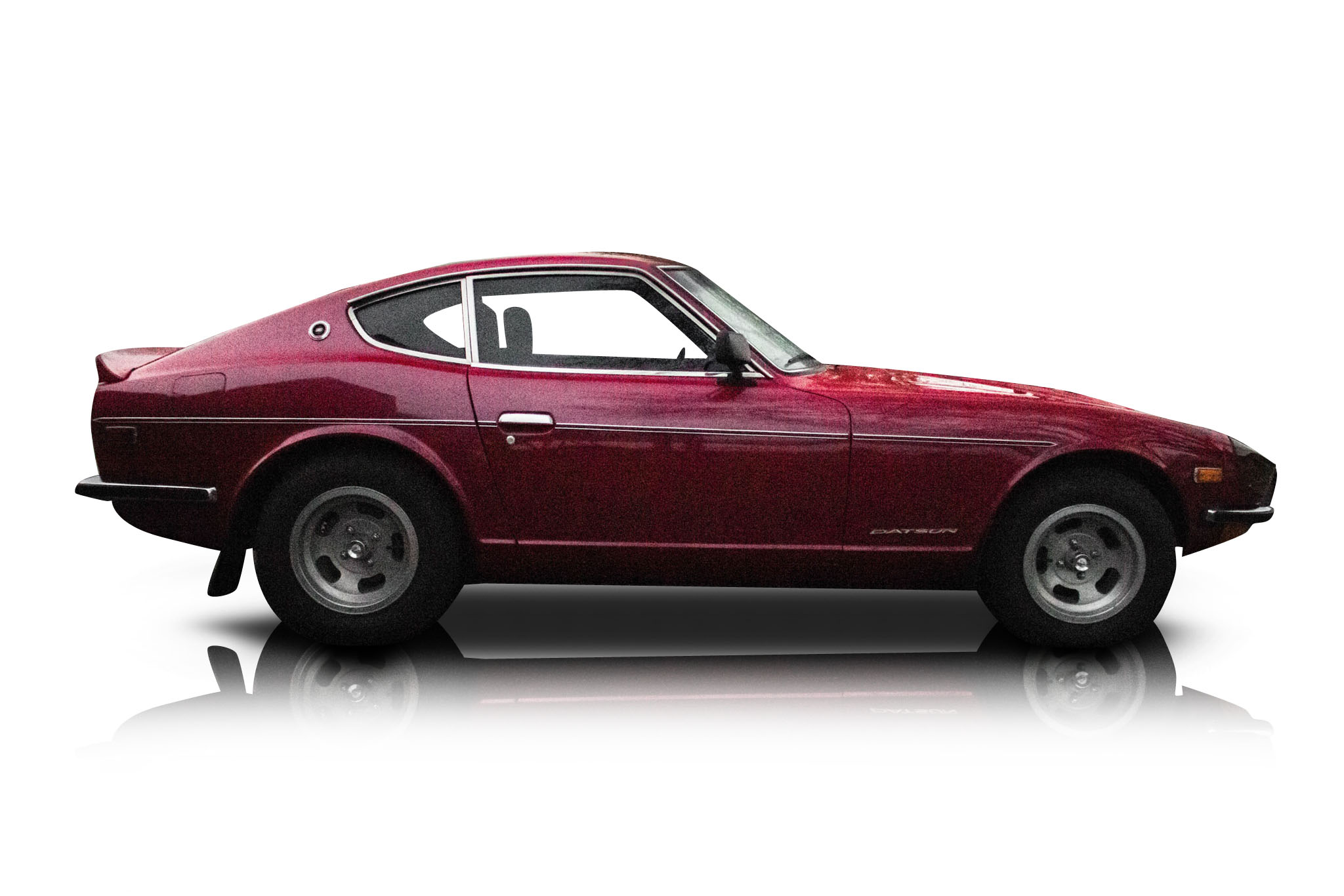An incredible side shot photo of a Datsun 240Z that you should buy.