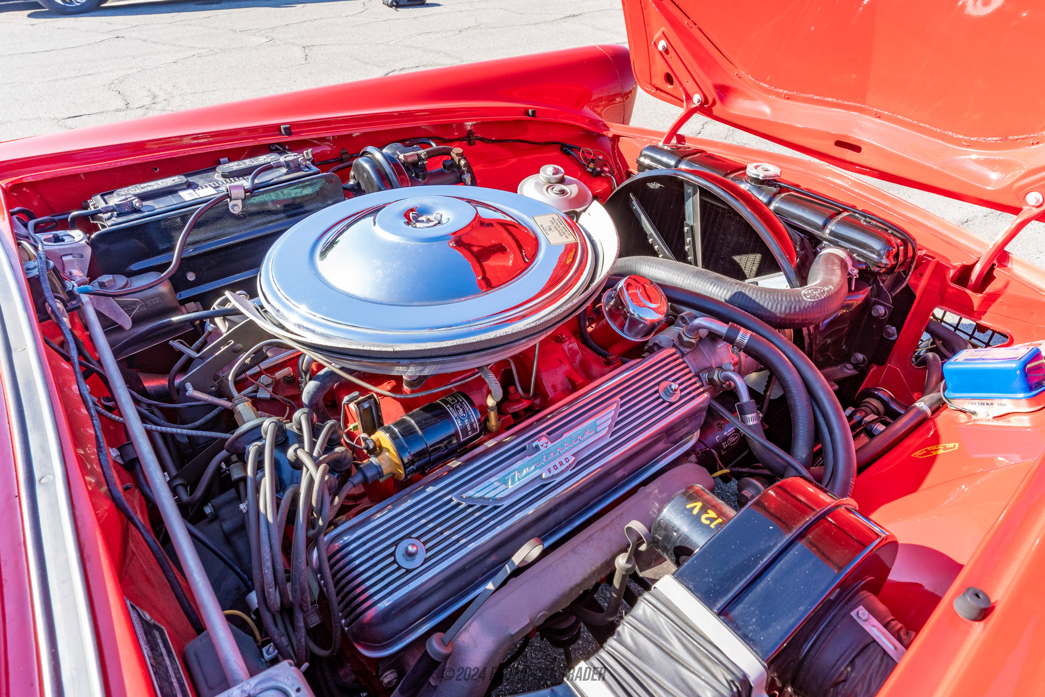 1957 Ford Thunderbird - Engine Photo