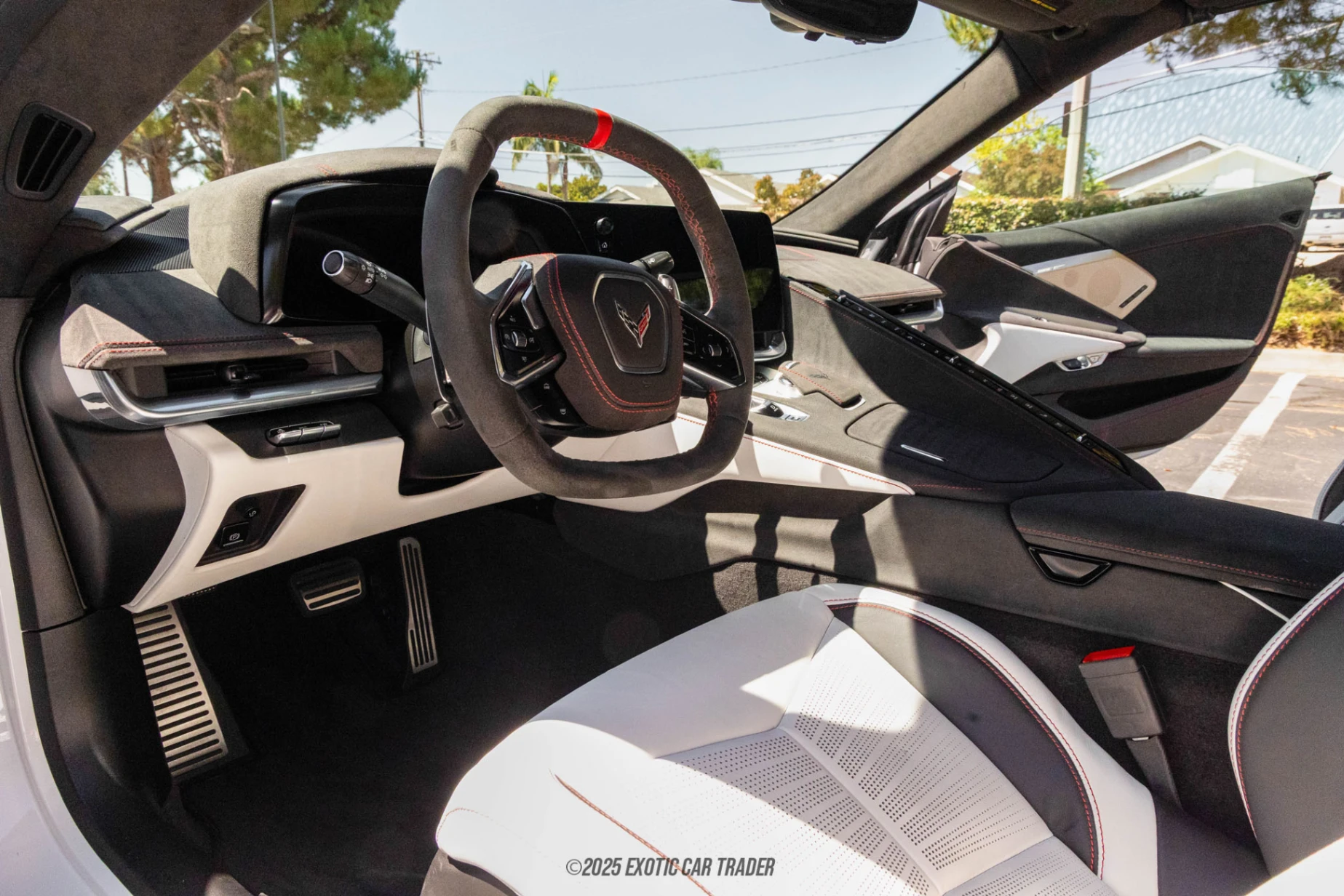 Chevrolet Corvette Chevrolet Corvette - Interior