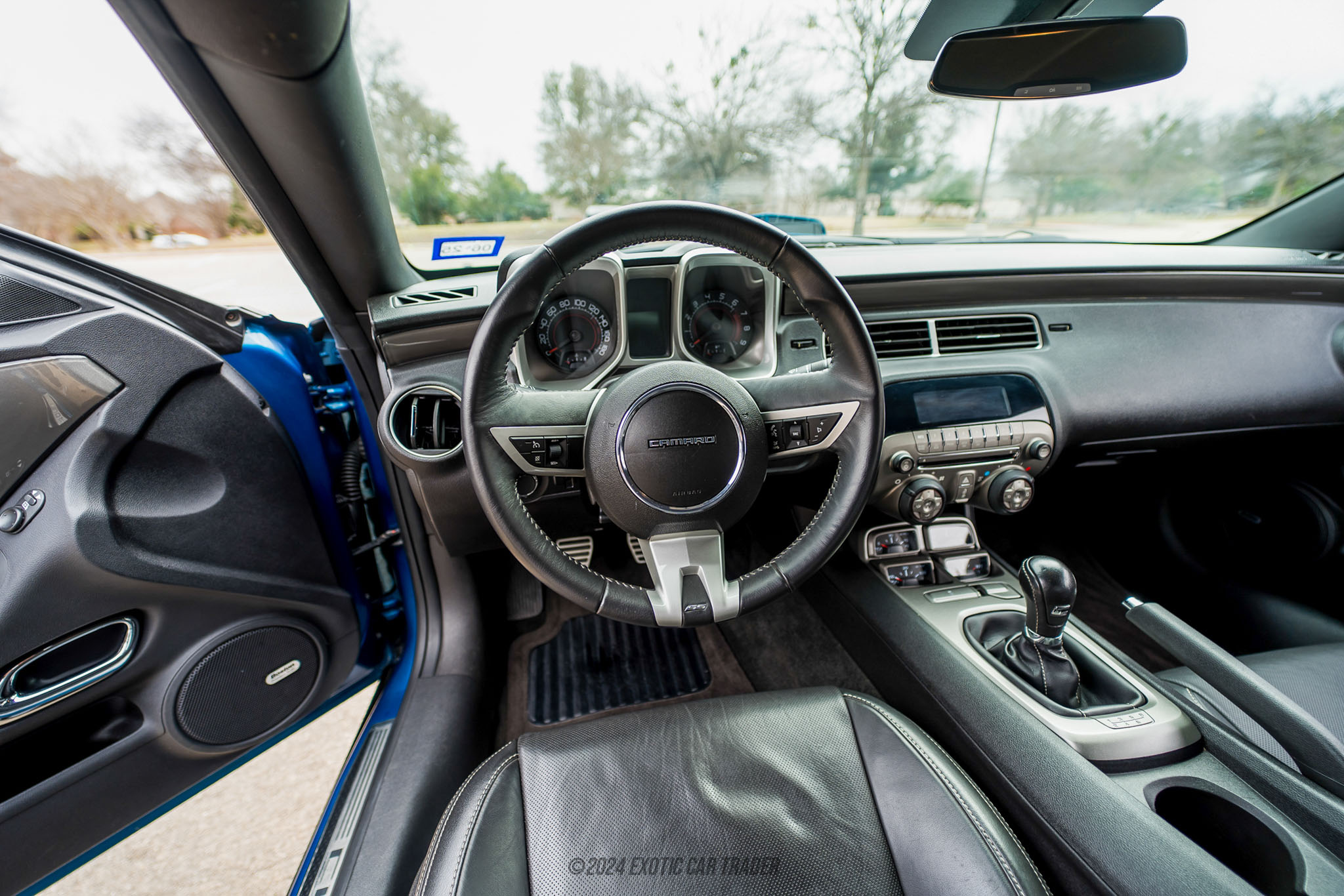 2010 Chevrolet Camaro - Interior Photo