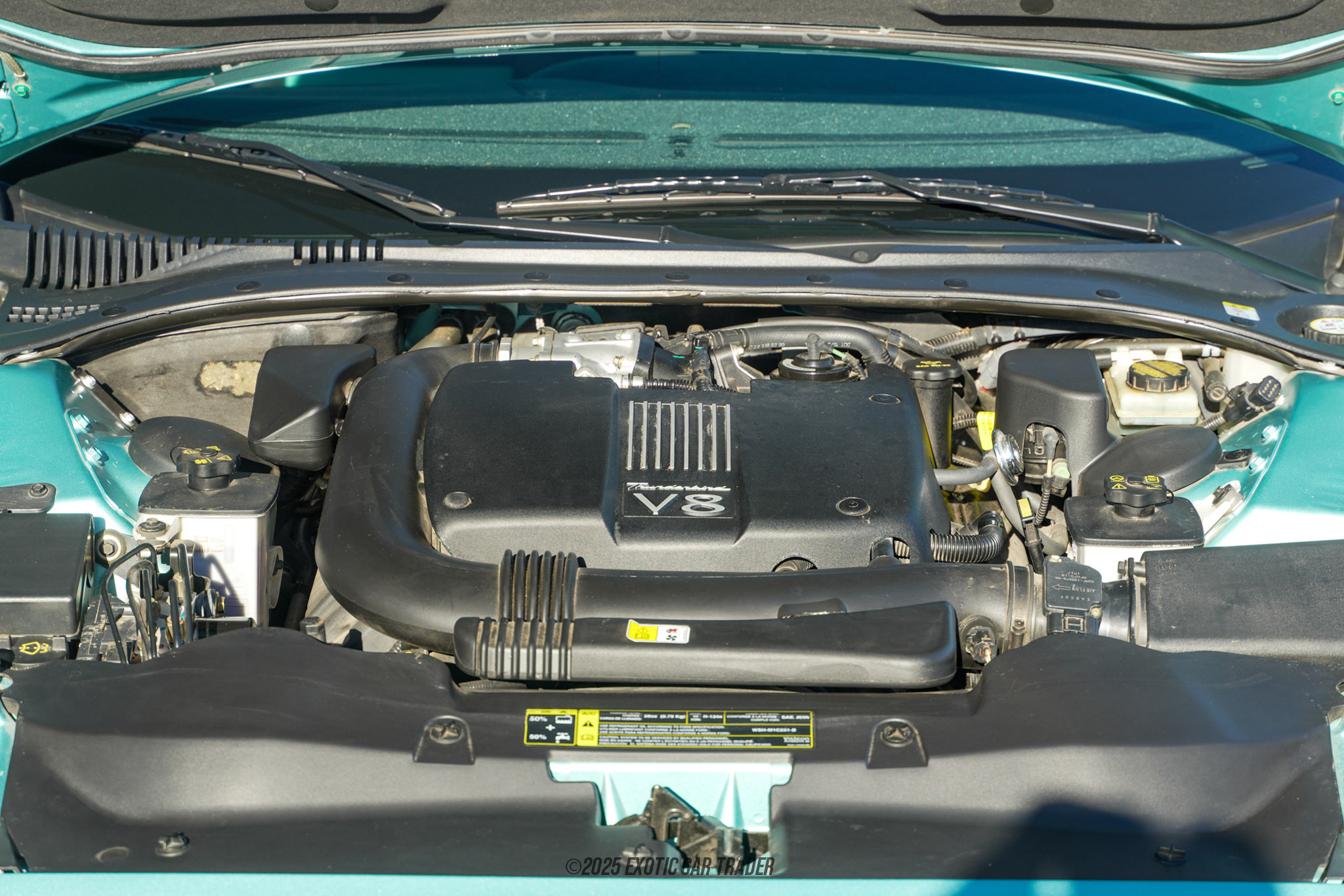 2002 Ford Thunderbird - Engine Photo