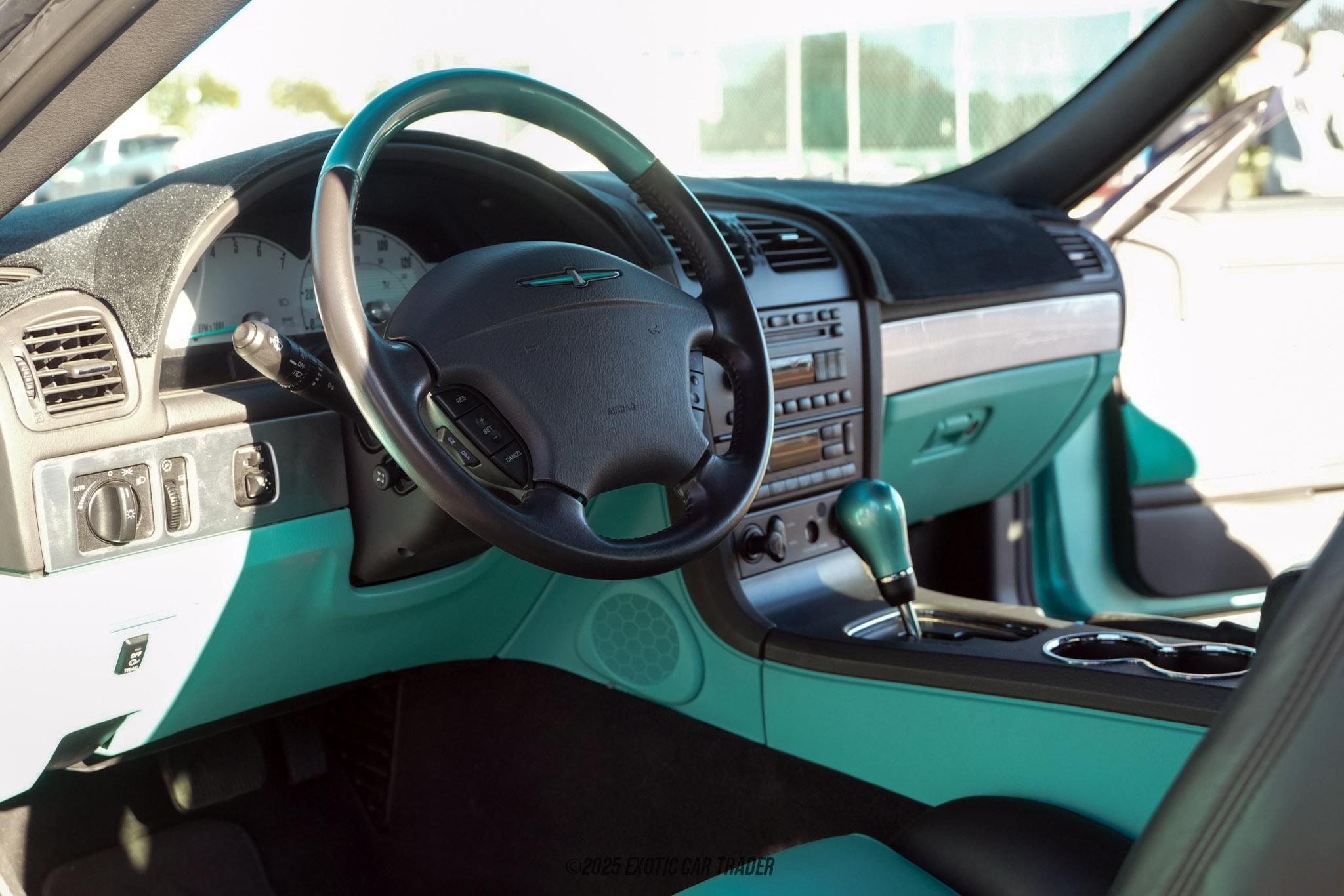2002 Ford Thunderbird - Interior Photo