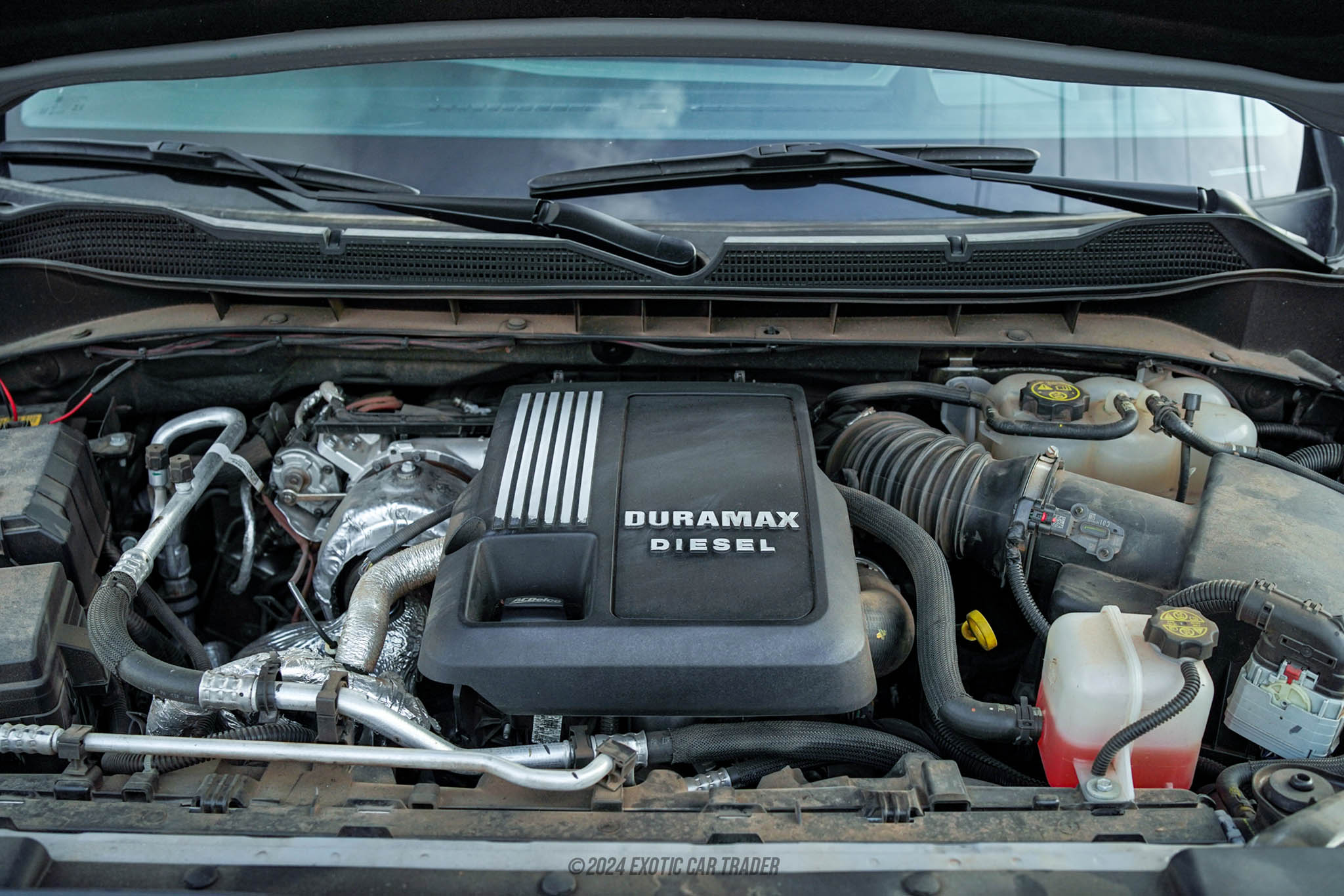 2024 Chevrolet Silverado - Engine Photo