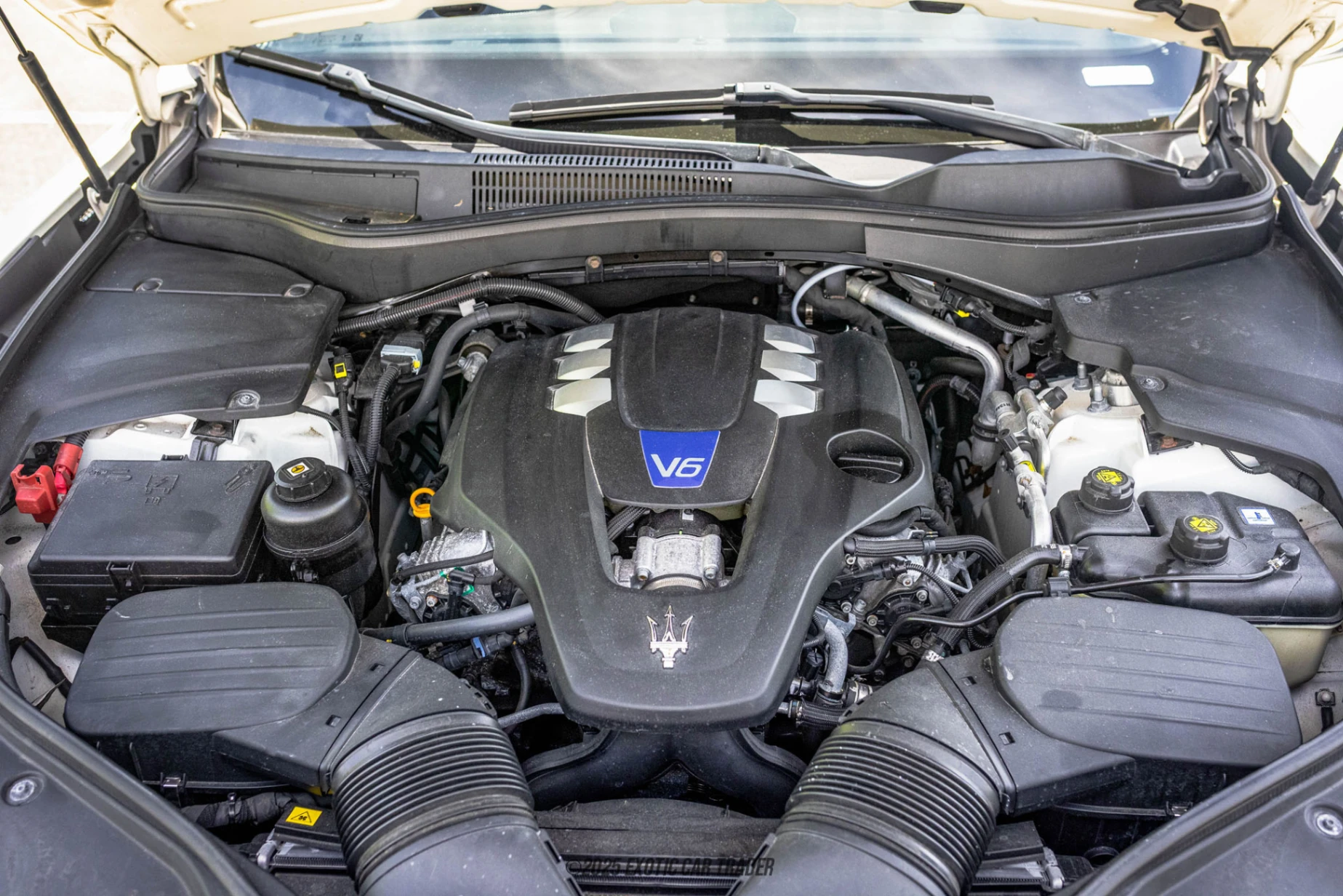 2017 Maserati Levante - Engine Photo