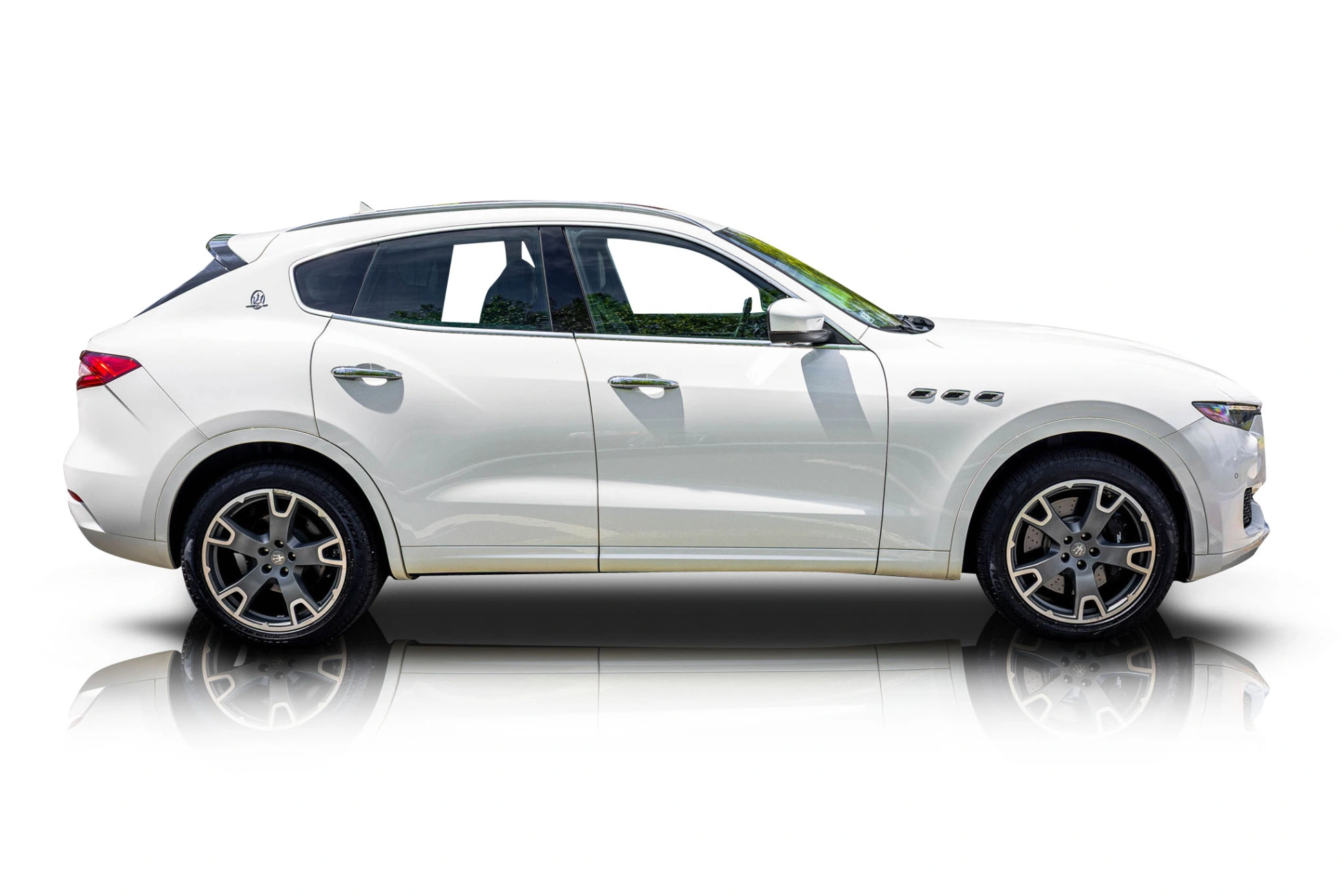 2017 Maserati Levante - Passenger side
