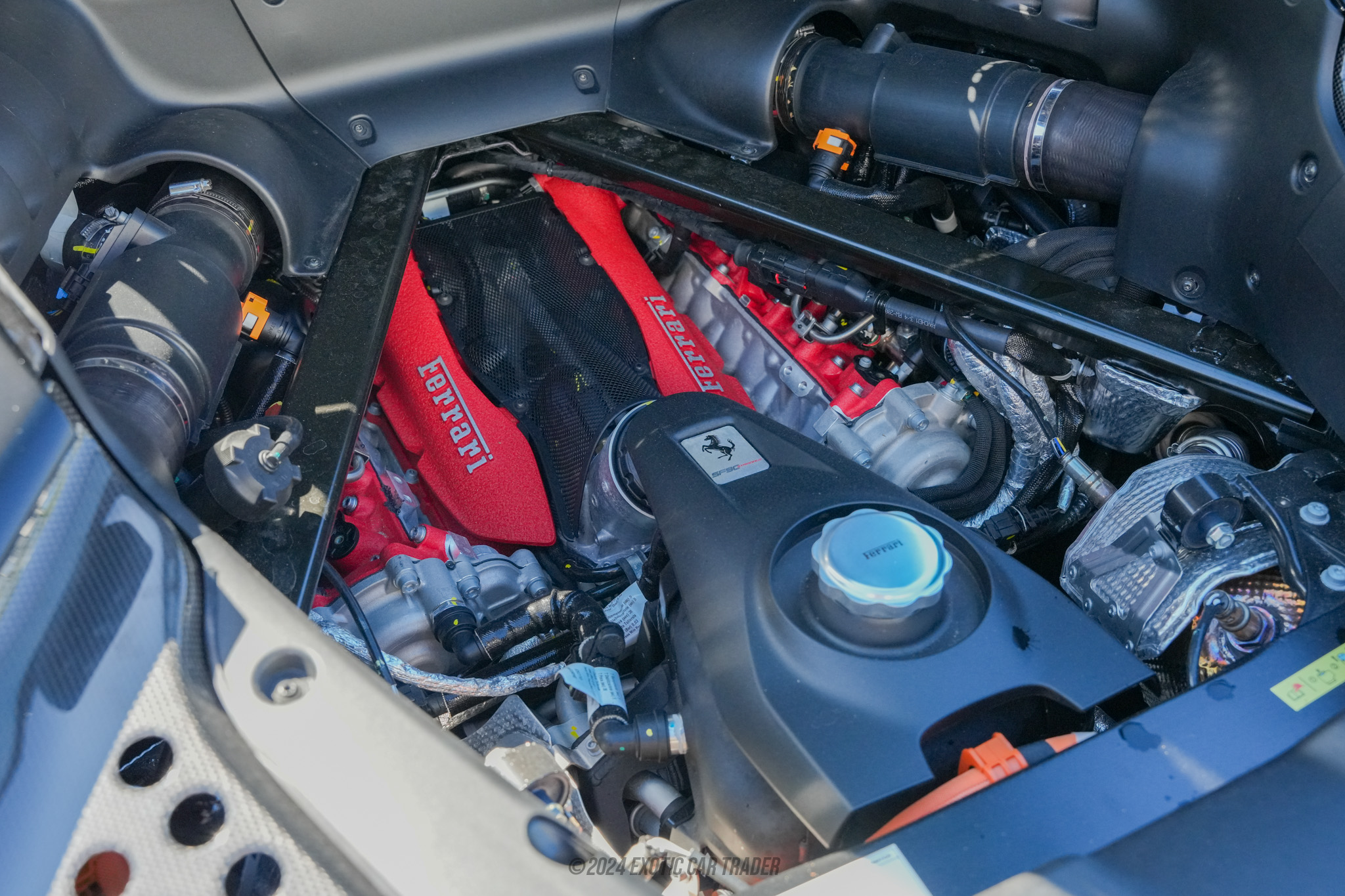 2023 Ferrari SF90 Stradale - Engine Photo