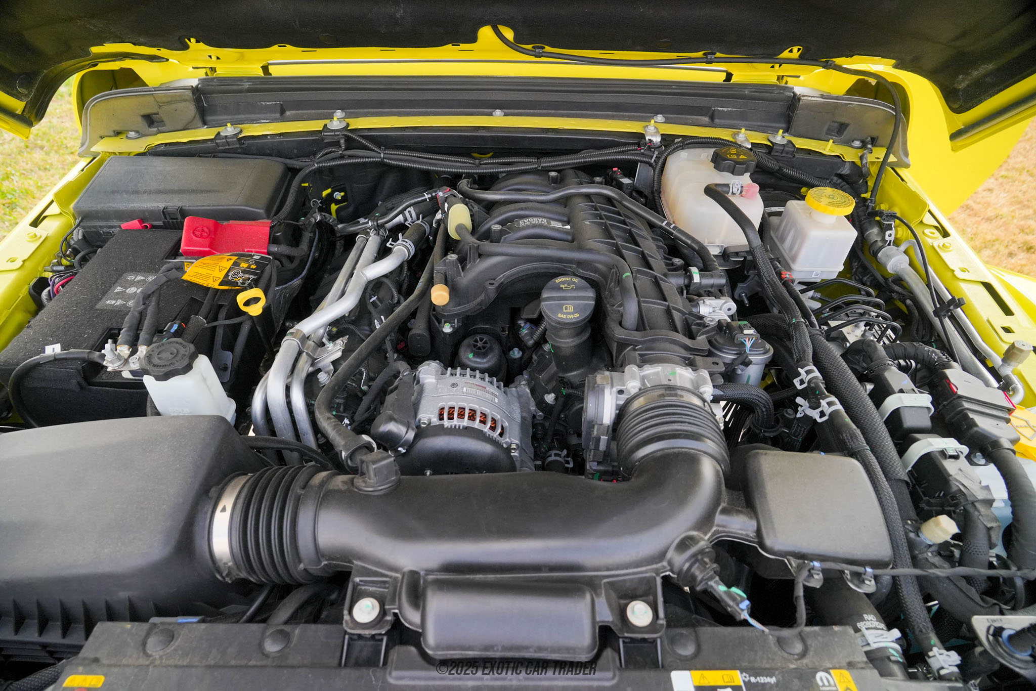 2023 Jeep Gladiator - Engine Photo