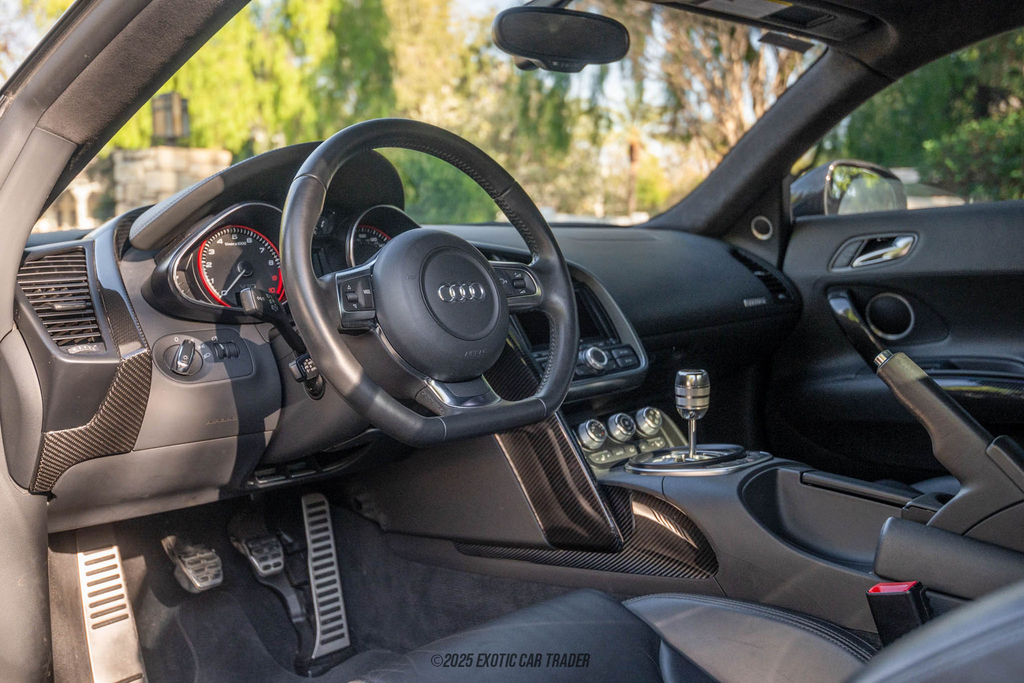 2010 Audi R8 - Interior Photo