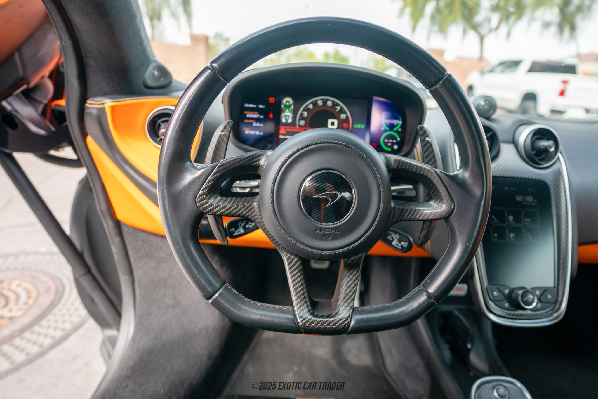2016 McLaren 570S - Interior Photo