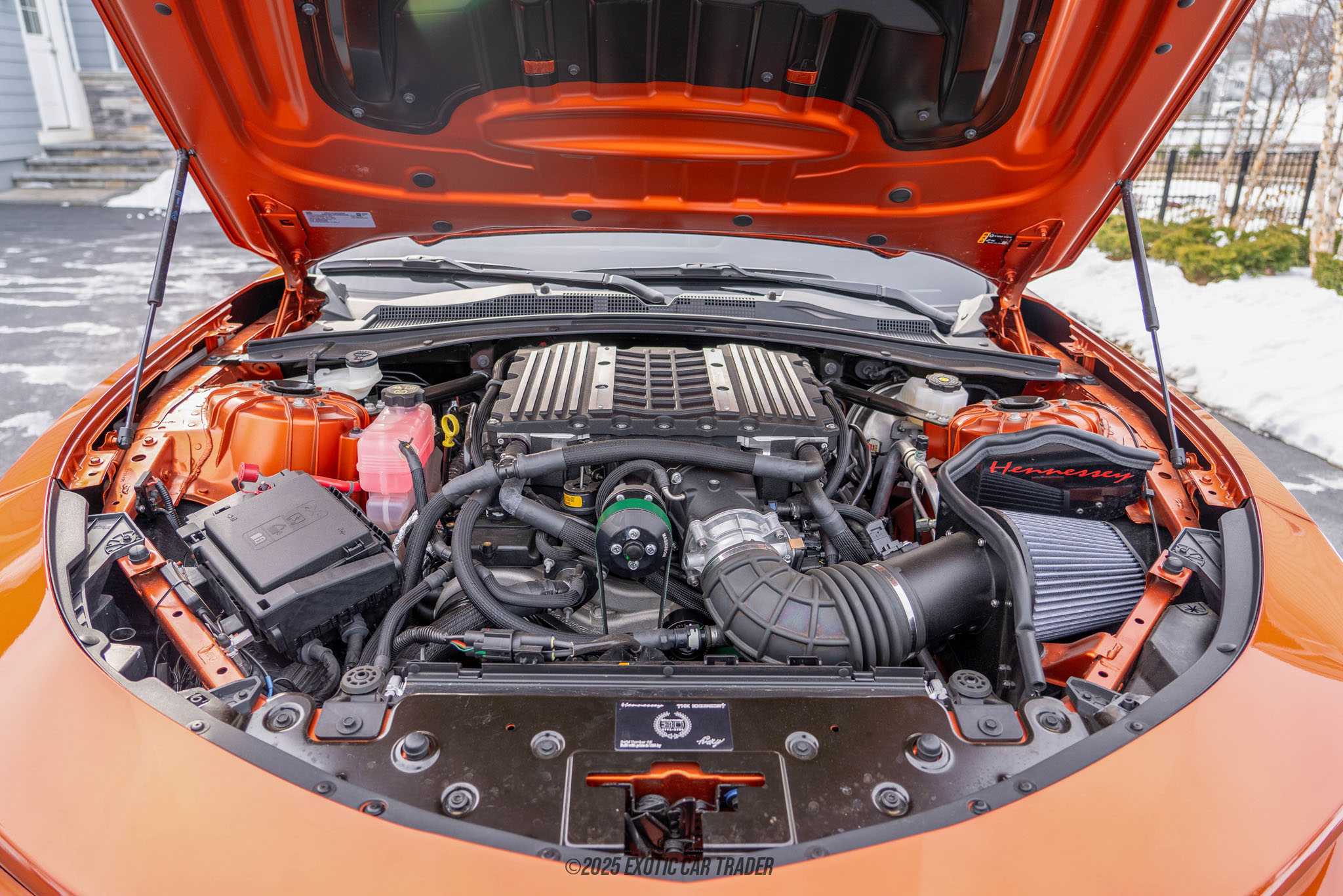 2022 Chevrolet Camaro - Engine Photo