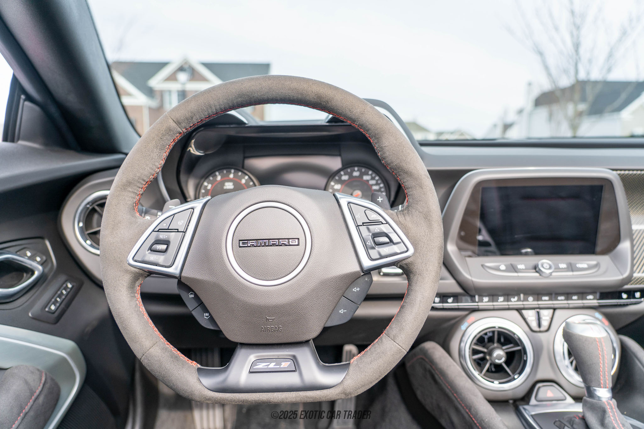2022 Chevrolet Camaro - Interior Photo