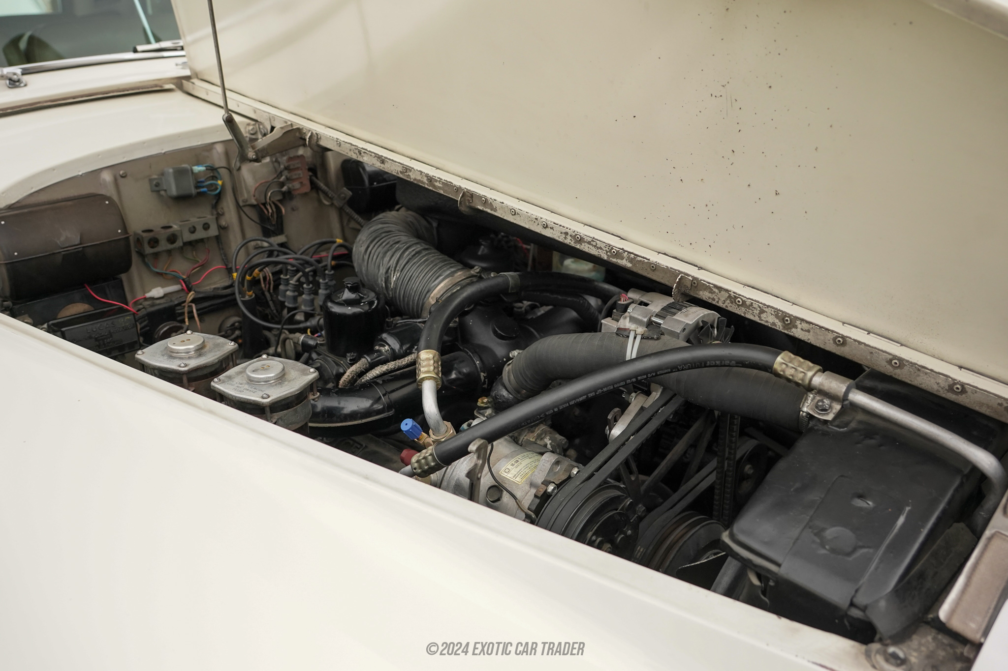 1964 Rolls-Royce Silver Cloud III - Engine Photo