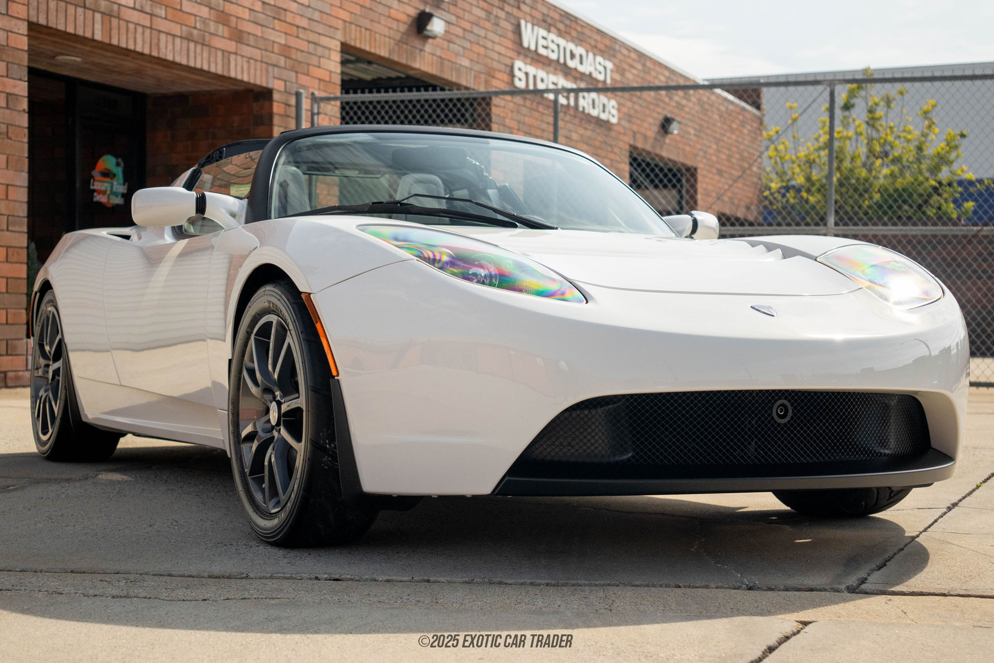 2008 Tesla Roadster - Overview Photo