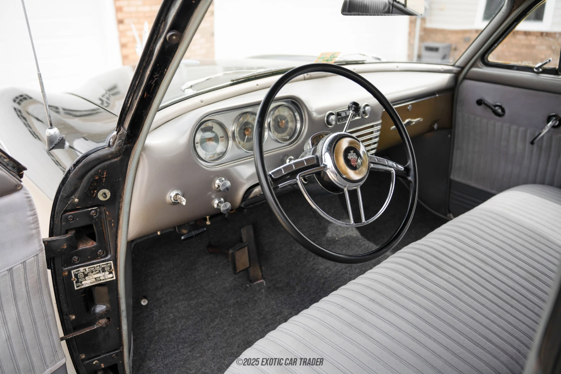 Packard 300 Packard 300 - Interior