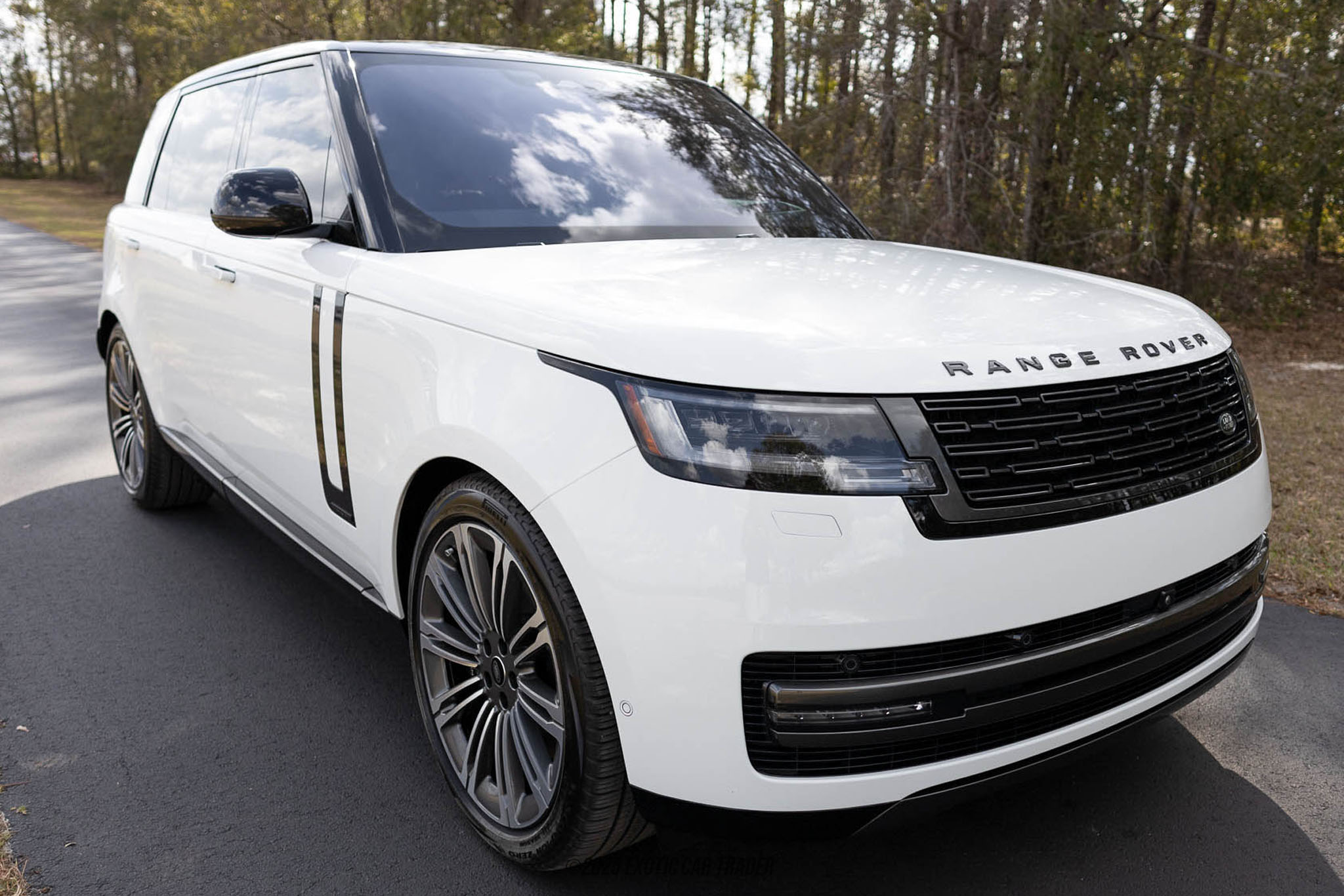 2023 Land Rover Range Rover - Overview Photo