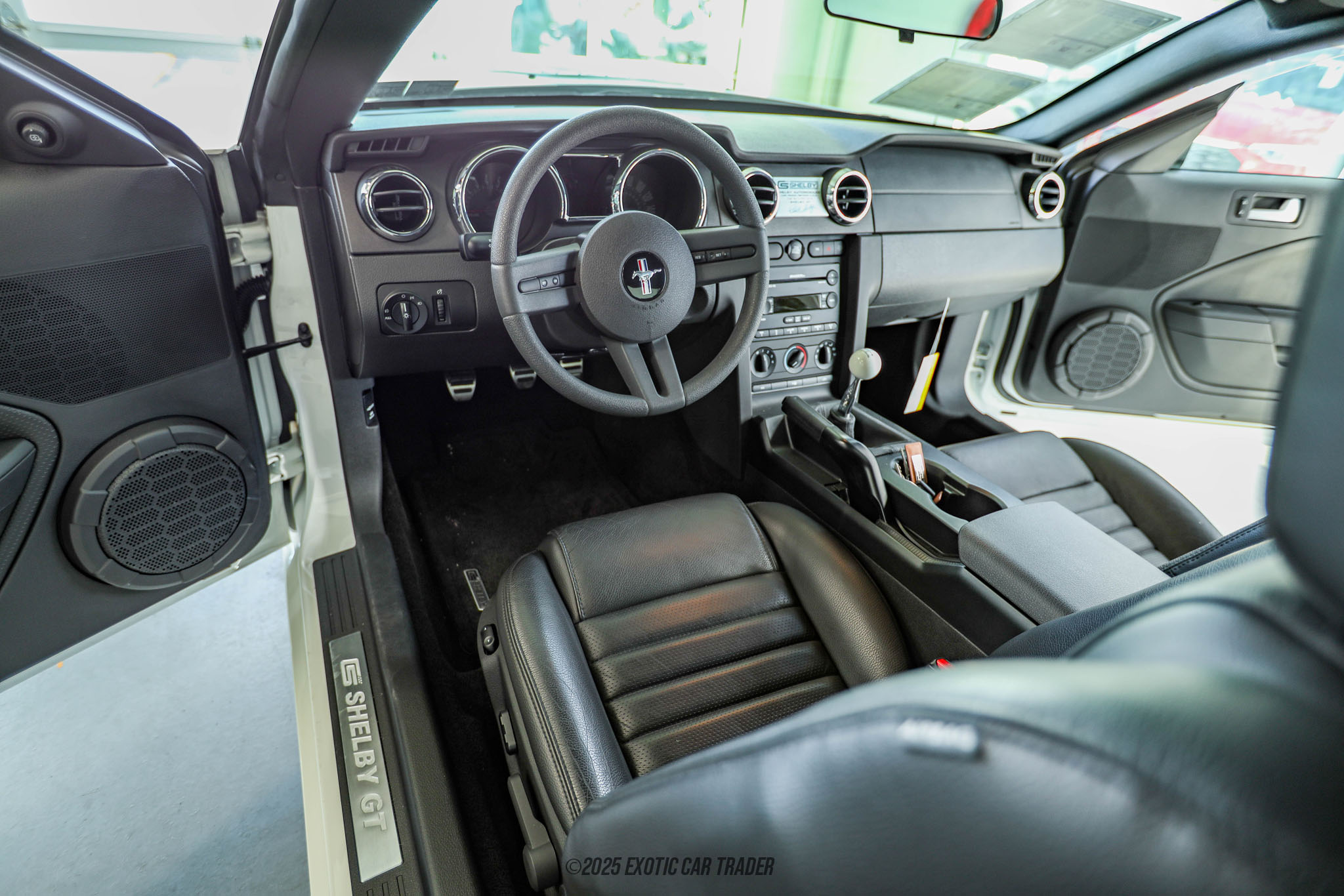 Ford Mustang Ford Mustang - Interior