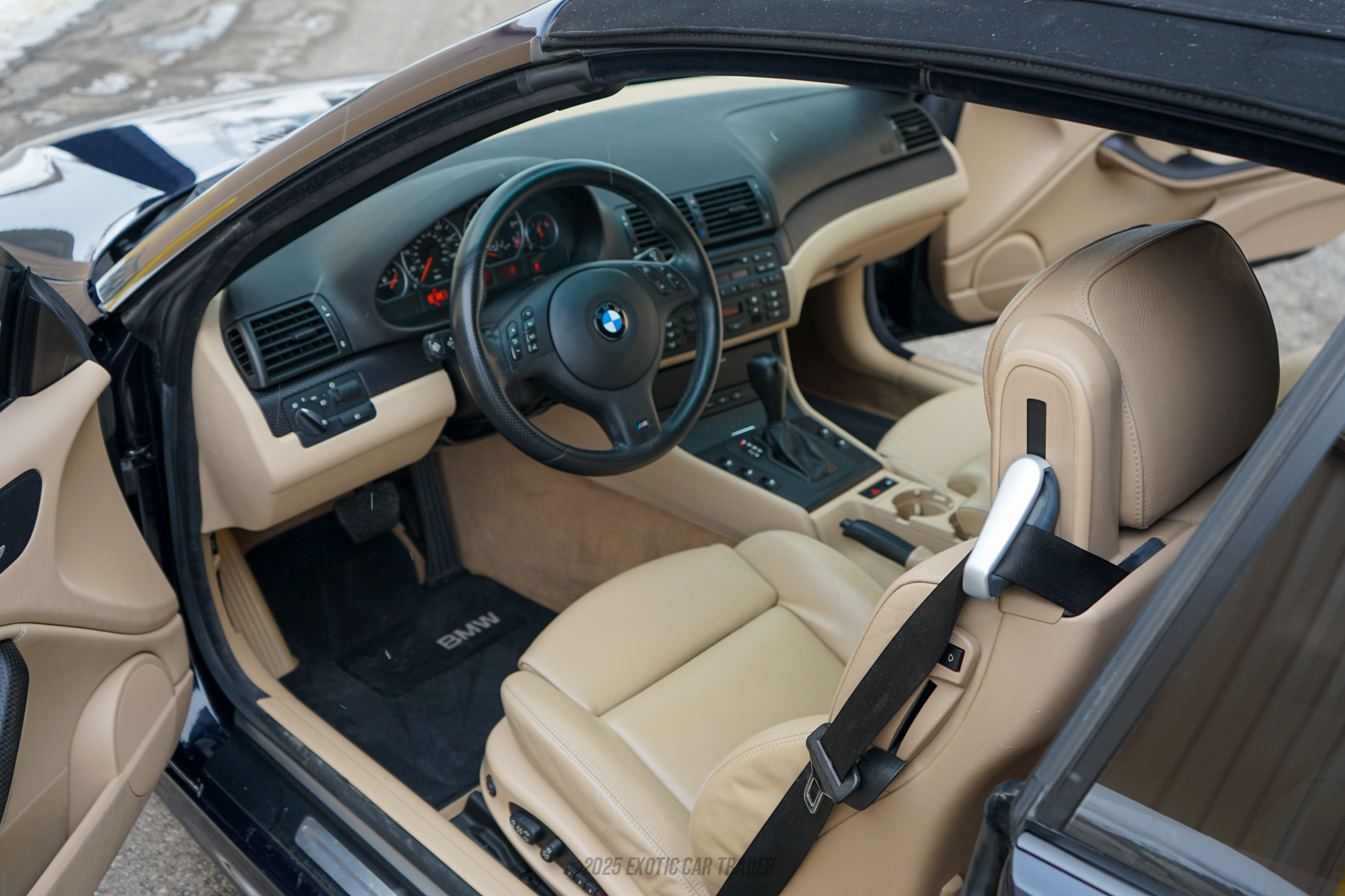 2006 BMW 330Ci - Interior Photo