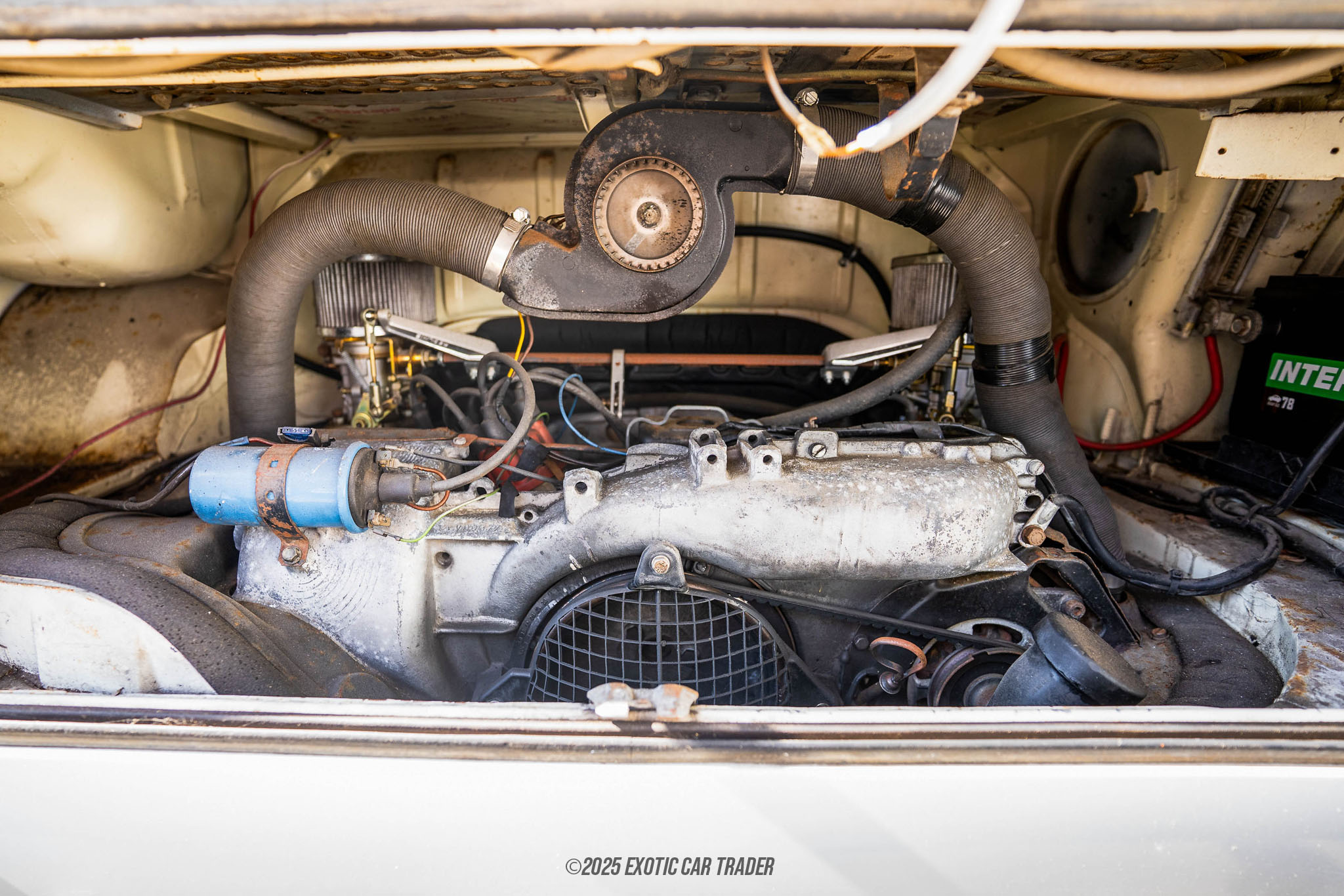 1972 Volkswagen Bus - Engine Photo