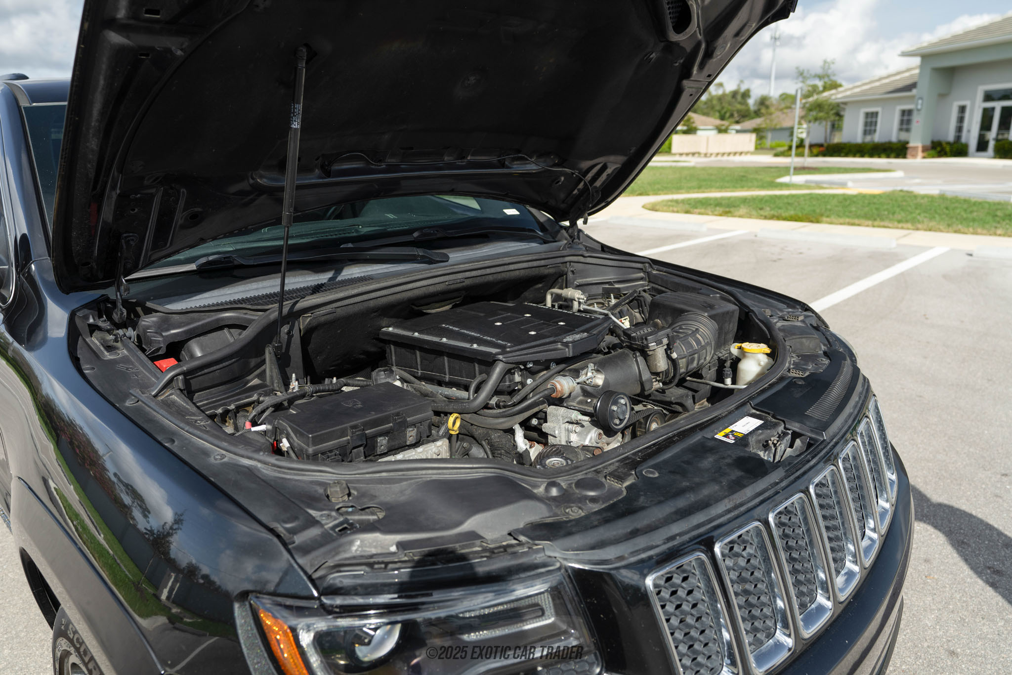 2015 Jeep Grand Cherokee - Engine Photo
