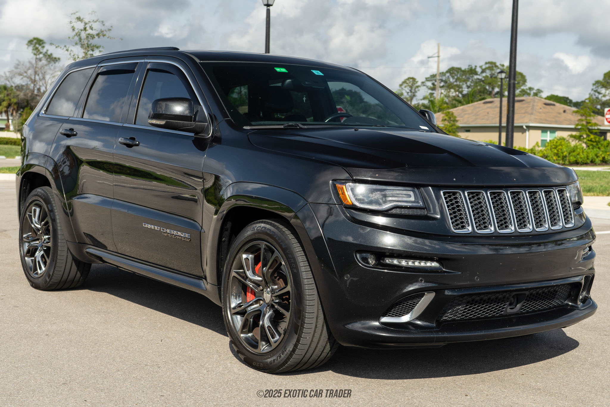 2015 Jeep Grand Cherokee - Overview Photo