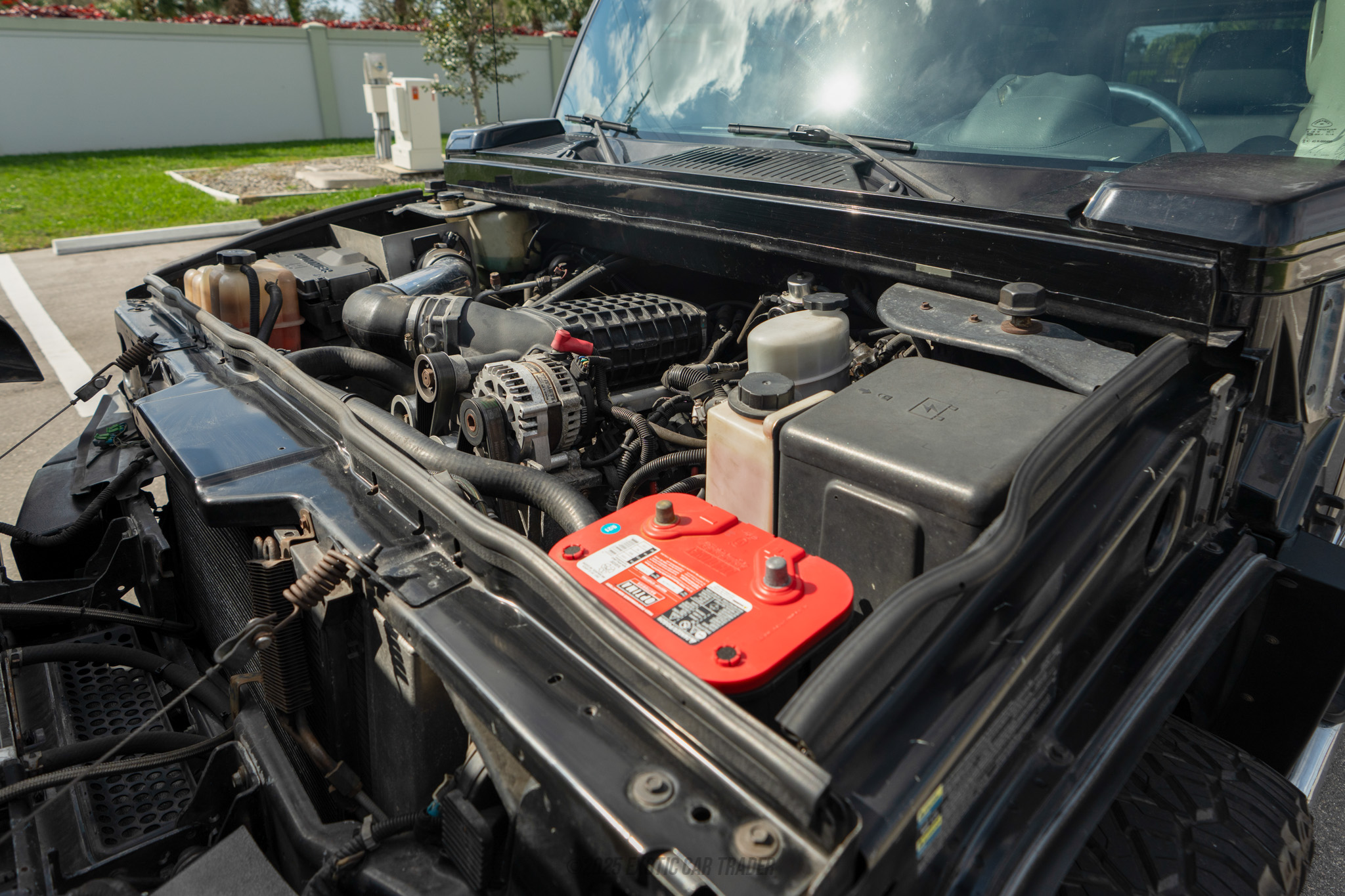 2004 Hummer H2 - Engine Photo