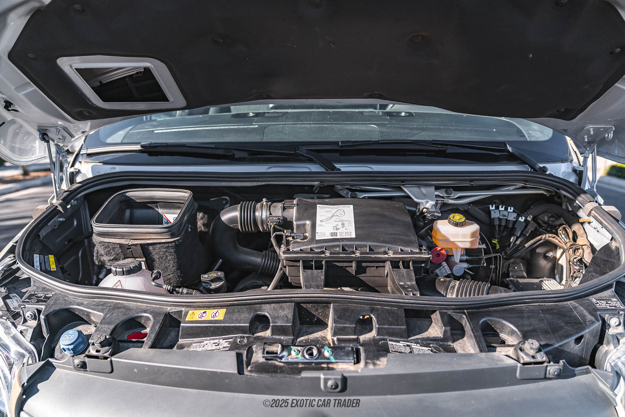 2022 Mercedes-Benz Sprinter 3500 - Engine Photo